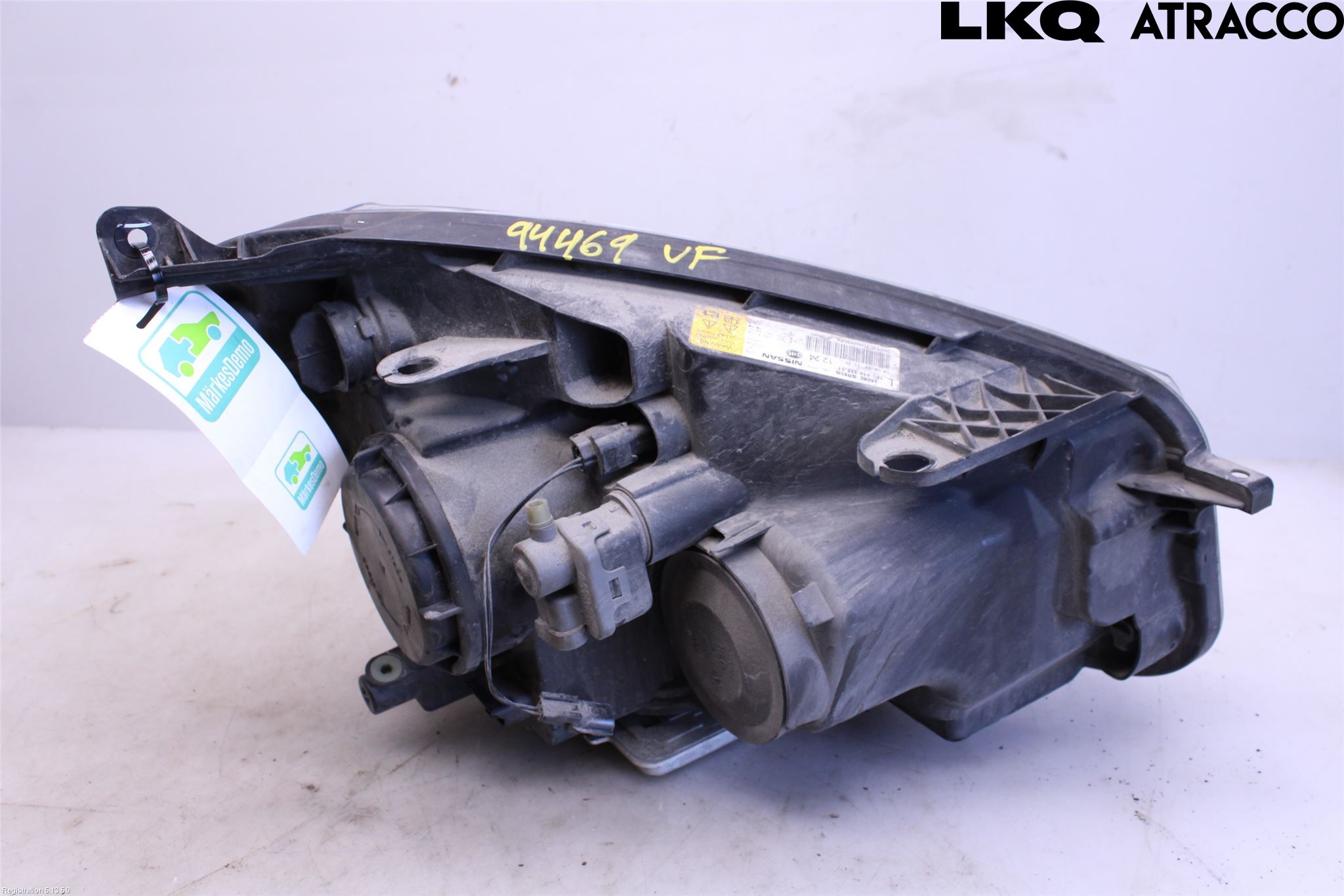 Nissan QASHQAI 10-14 Strålkastare Vänster