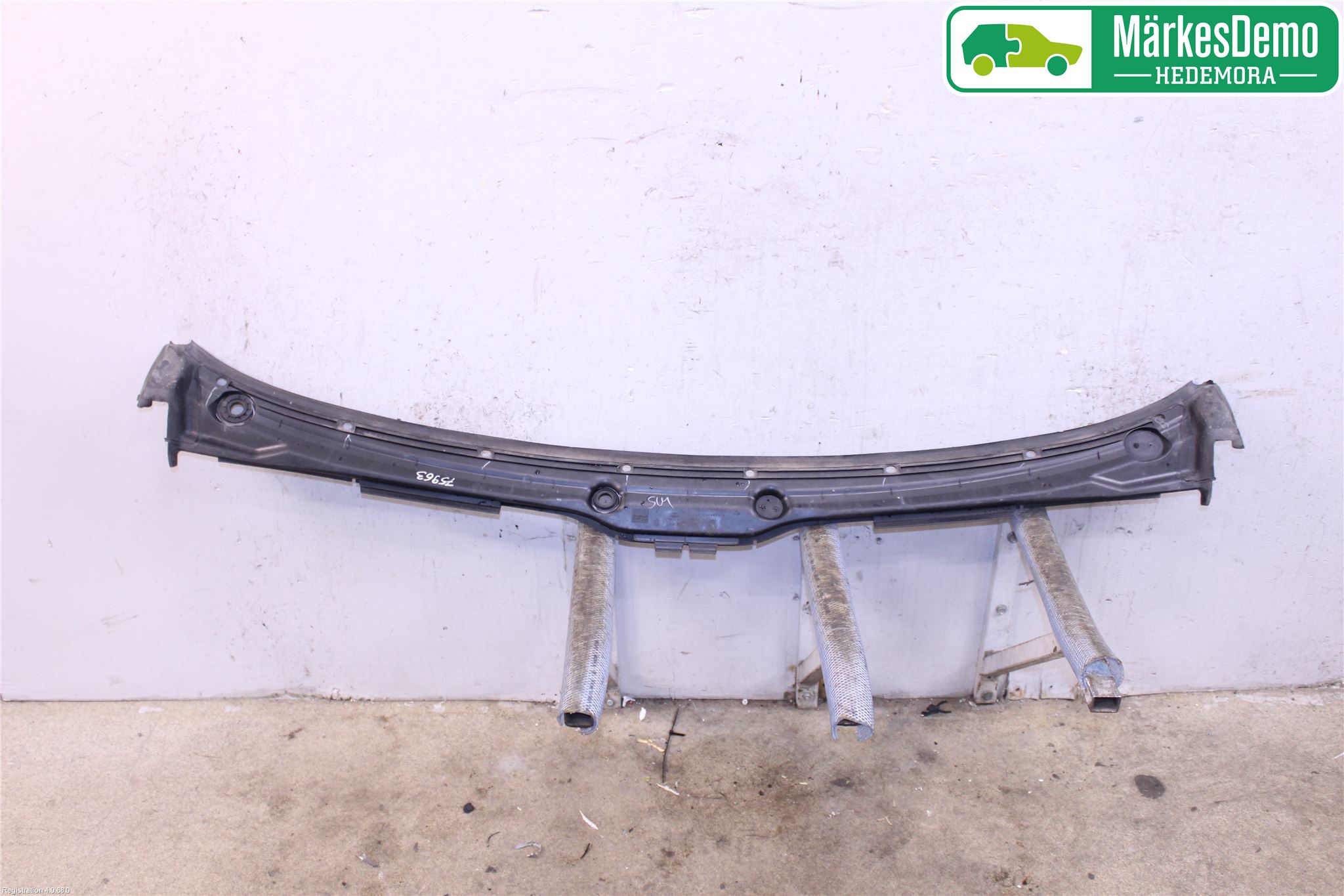 BMW X5 E53     99-06 Torpedplåt-Torpedplast