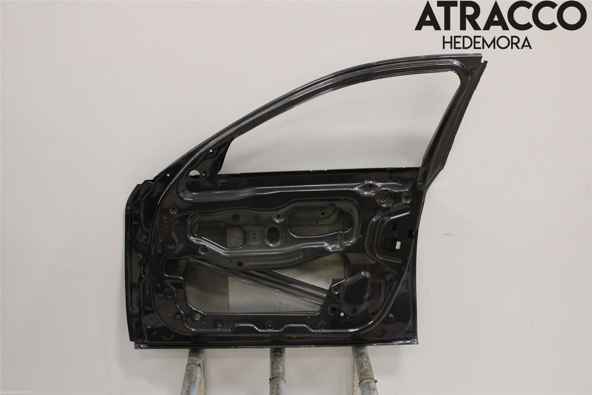 BMW 5 F10/F11/F18 09-17 Dörr Fram Höger