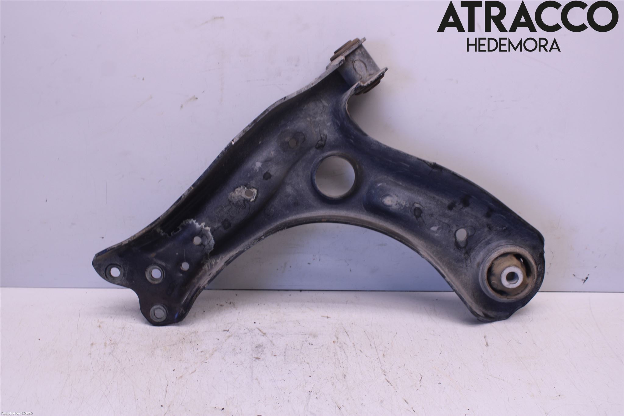 Skoda FABIA 07-14 Bärarm Fram Undre Hö