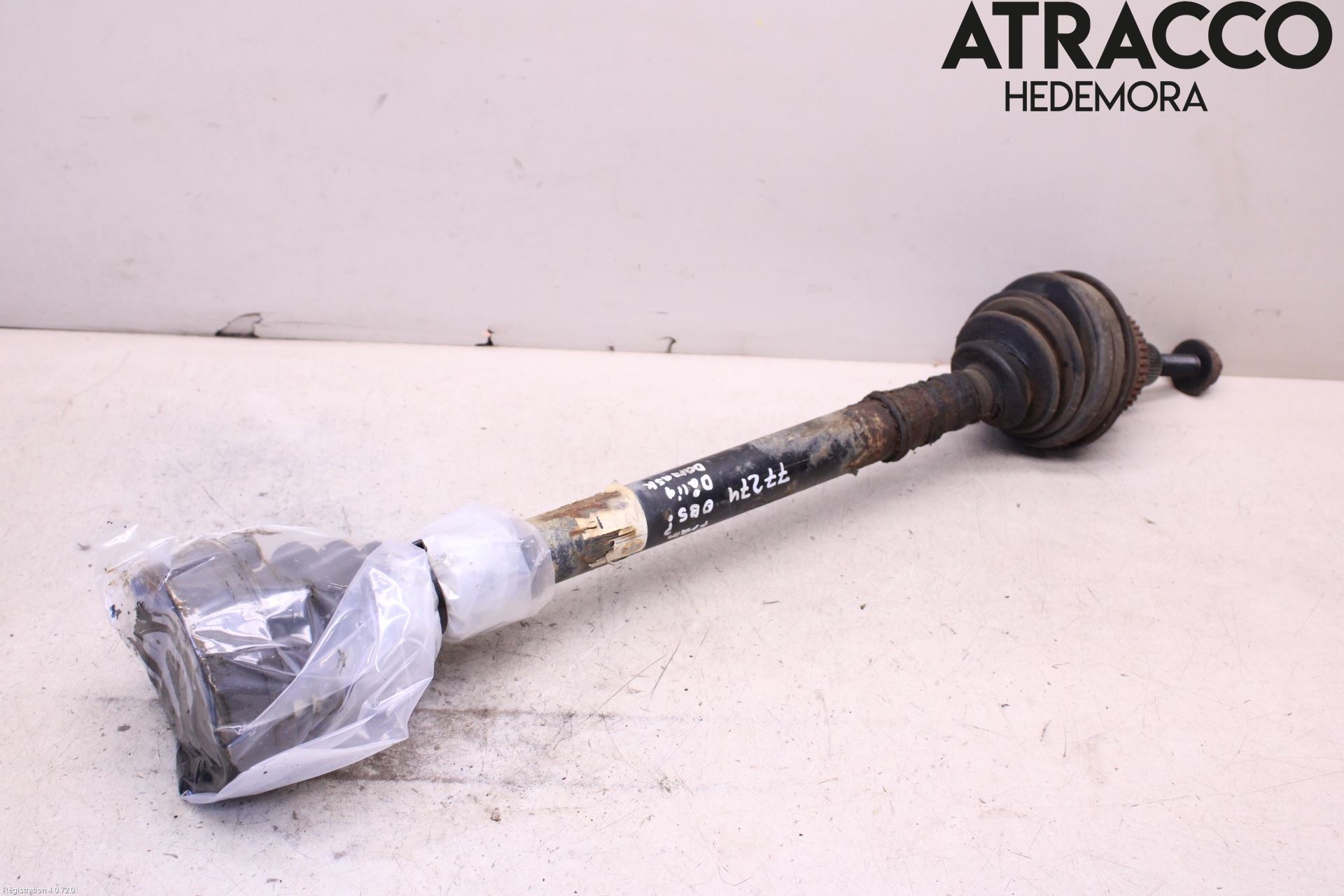 Audi 100/S4     91-94 Drivaxel Fram Höger