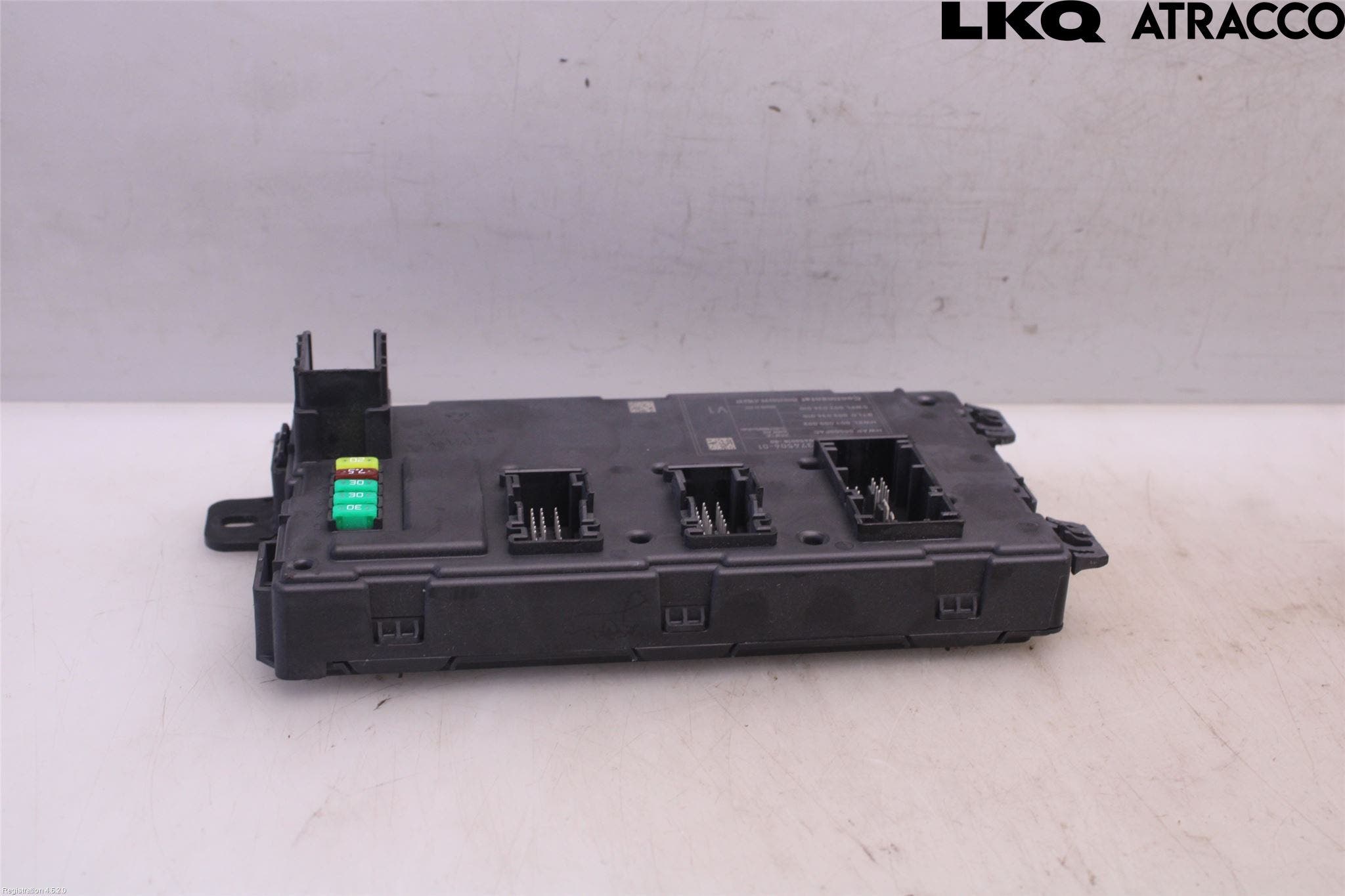 BMW 3 F30/F31/F80 12-19 Säkringsdosa-Elcentral Lock