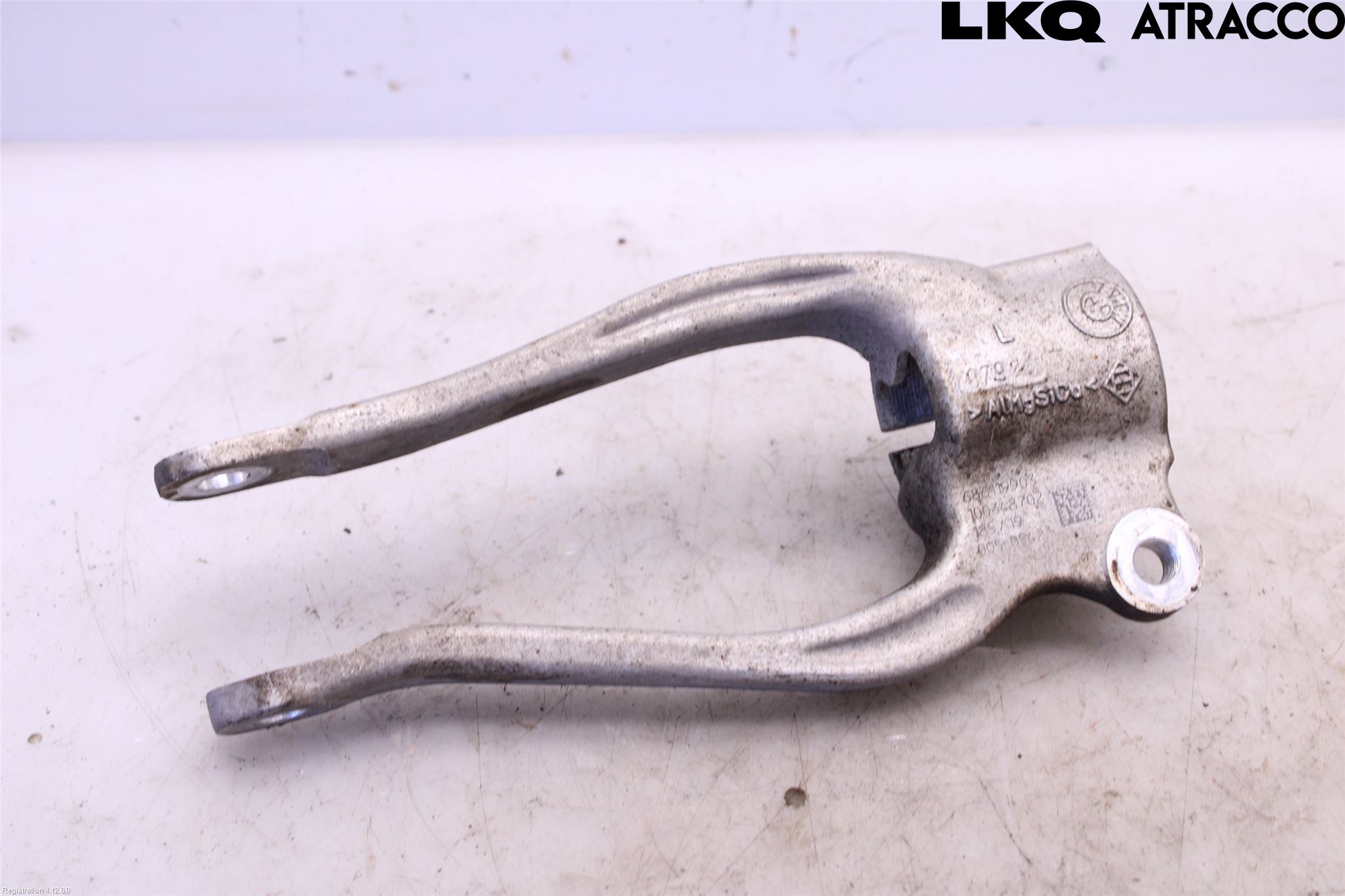 BMW 5 G30/G31/F90 17-23 Fjäderben Fram Vänster