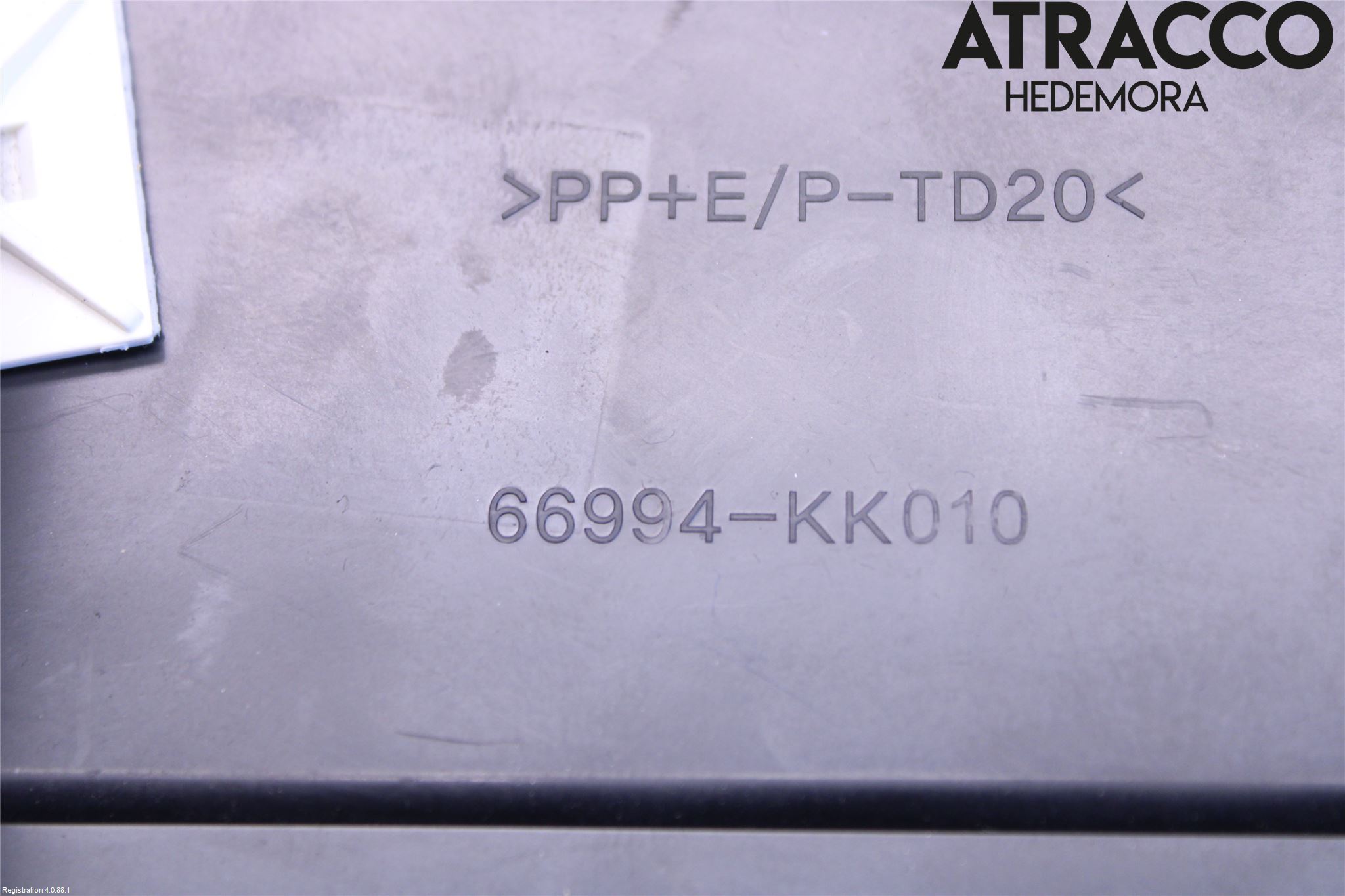 Toyota HILUX 16- Mugghållare