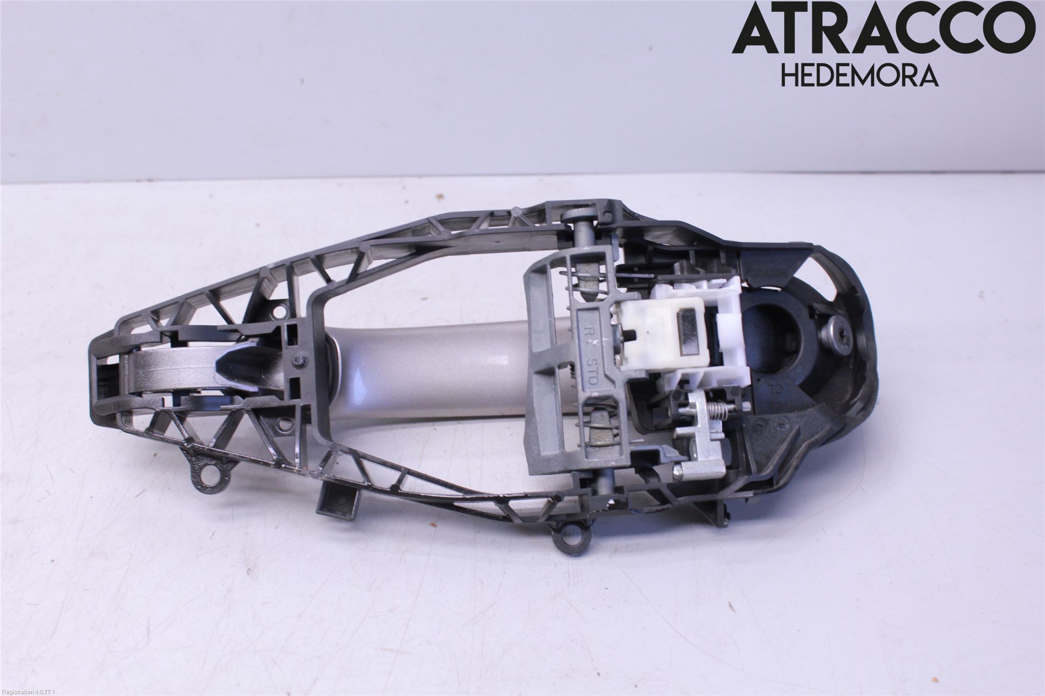 BMW 5 G30/G31/F90 17-23 Dörrhandtag Yttre Hö