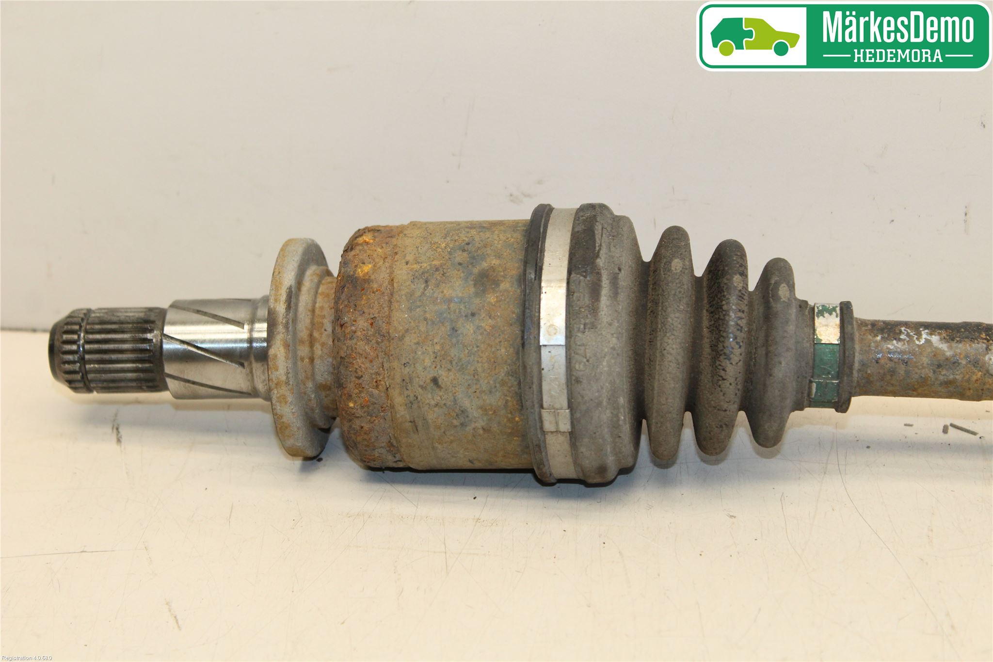Subaru FORESTER SH  08-13 Drivaxel Bak Vänster