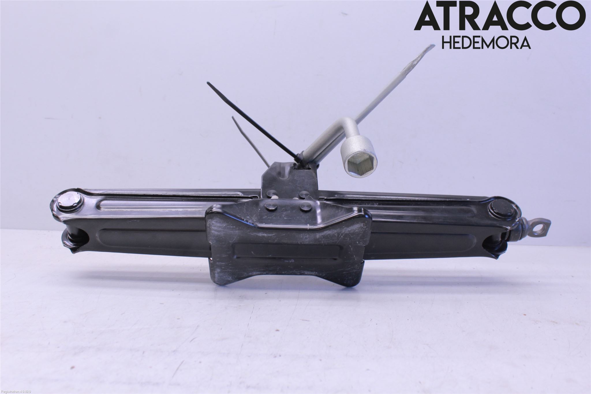 Nissan X-TRAIL 14-21 Domkraft