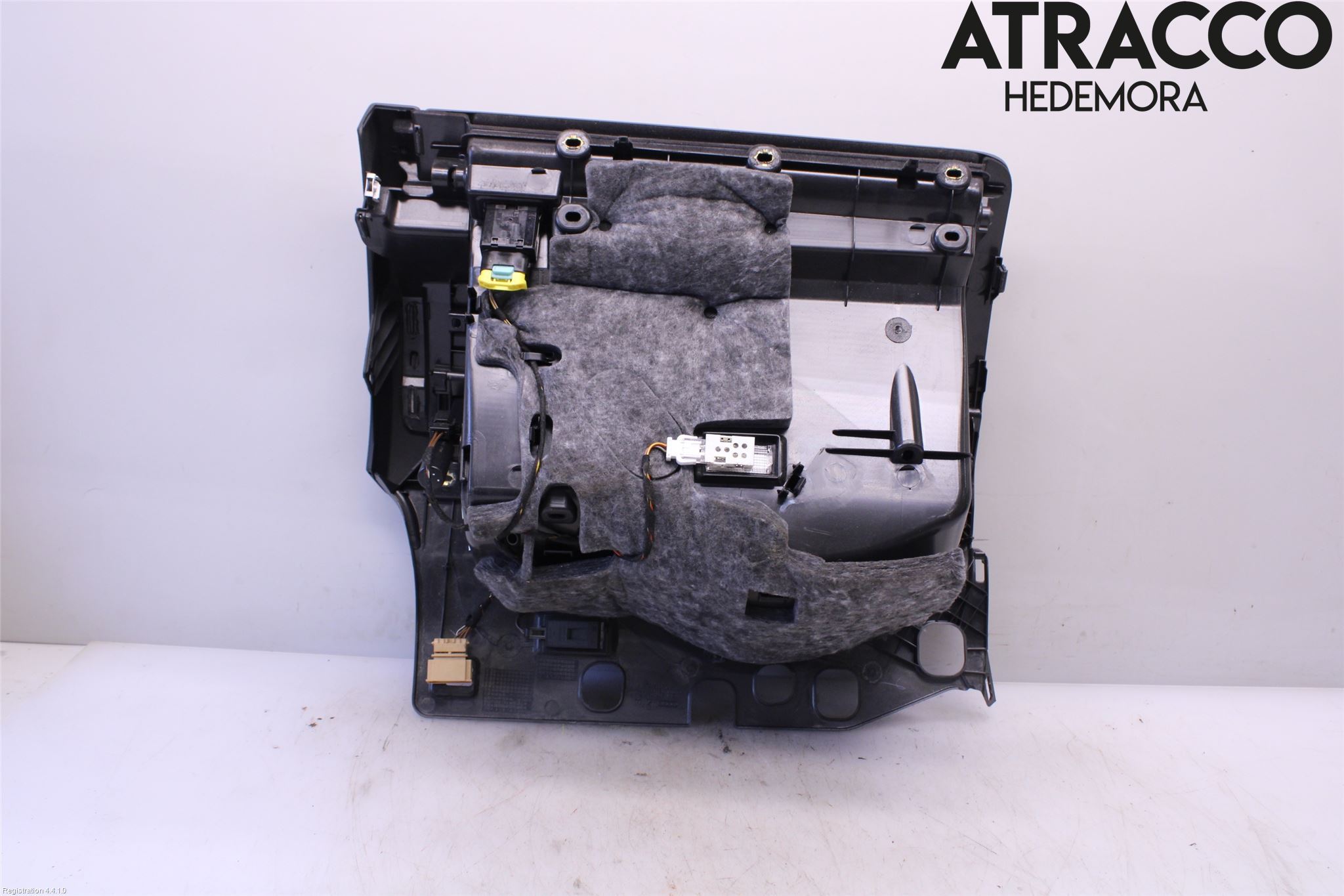 Audi A4/S4 08-11 Handskfack