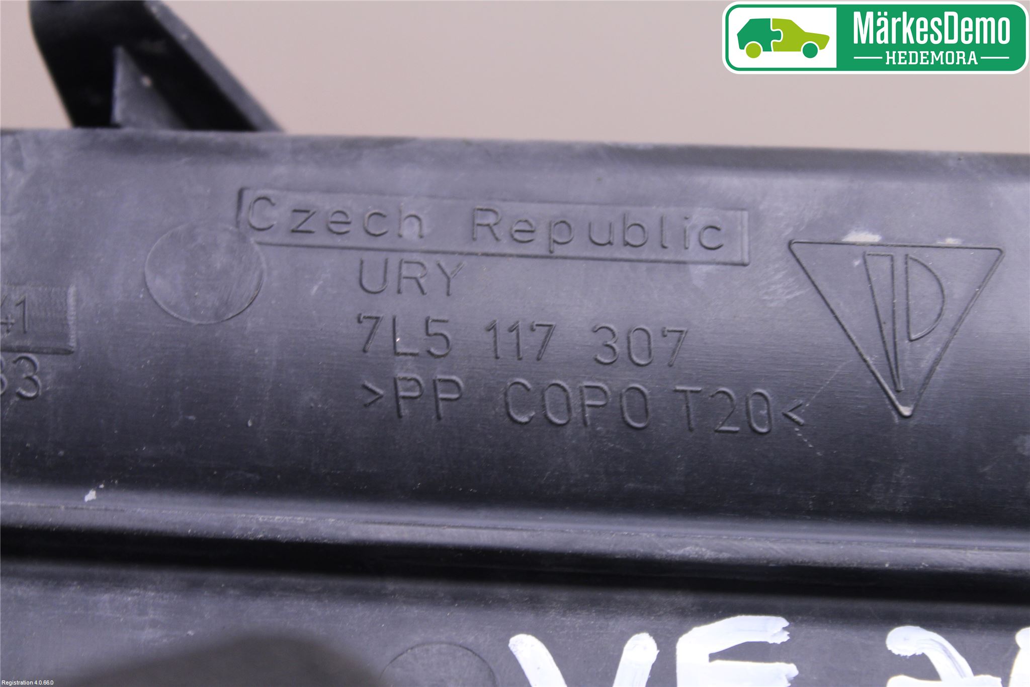 Porsche CAYENNE 03- Dimljussarg Fram