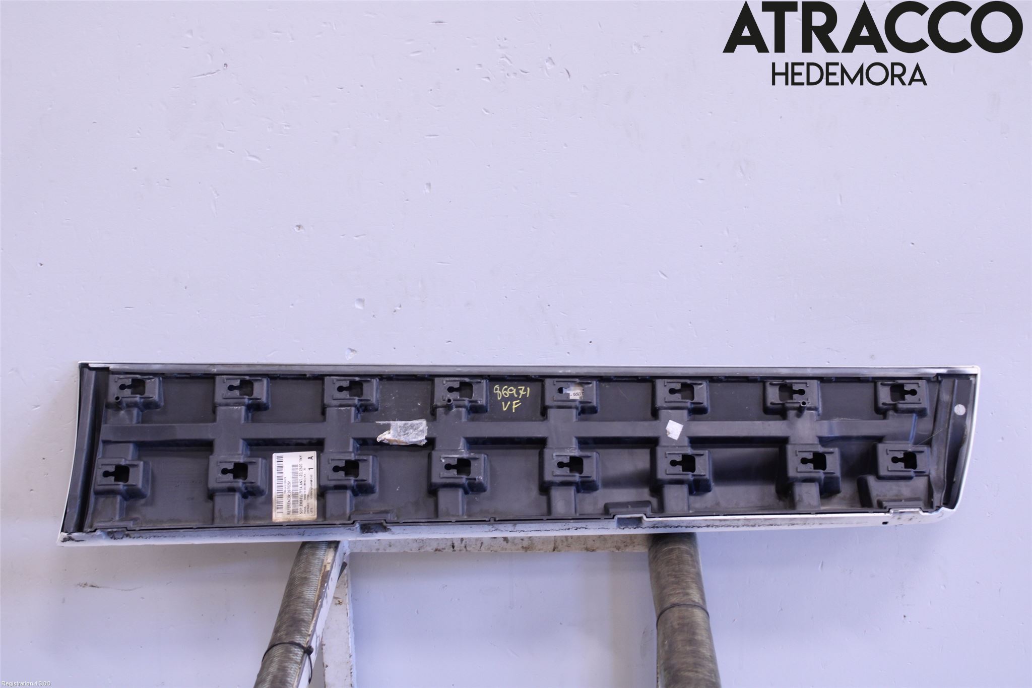 Ford KUGA 13-16 Dörr Dekorlist Fram Vä