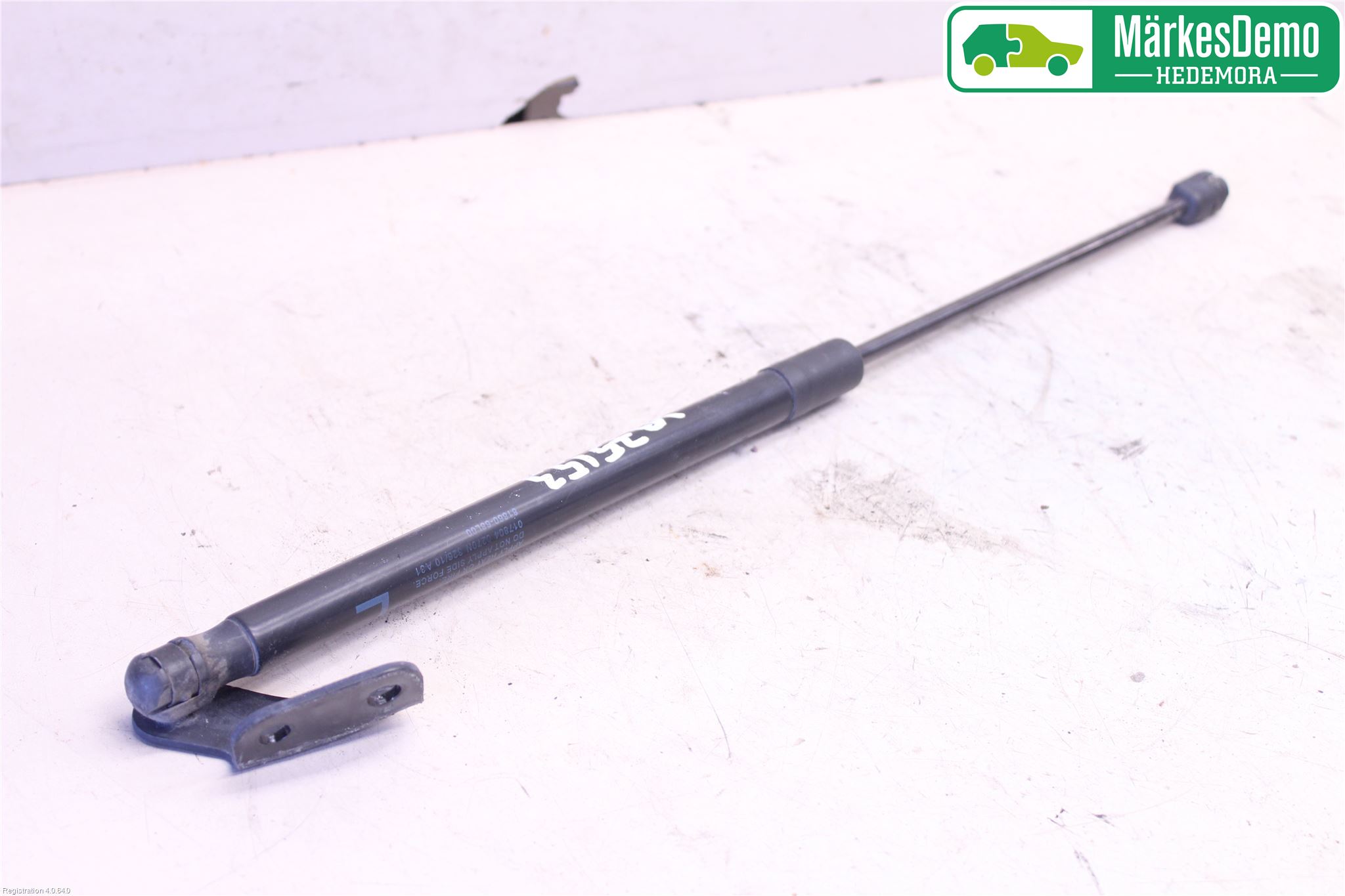 Suzuki SWIFT 11-16 Gasfjäder Baklucka