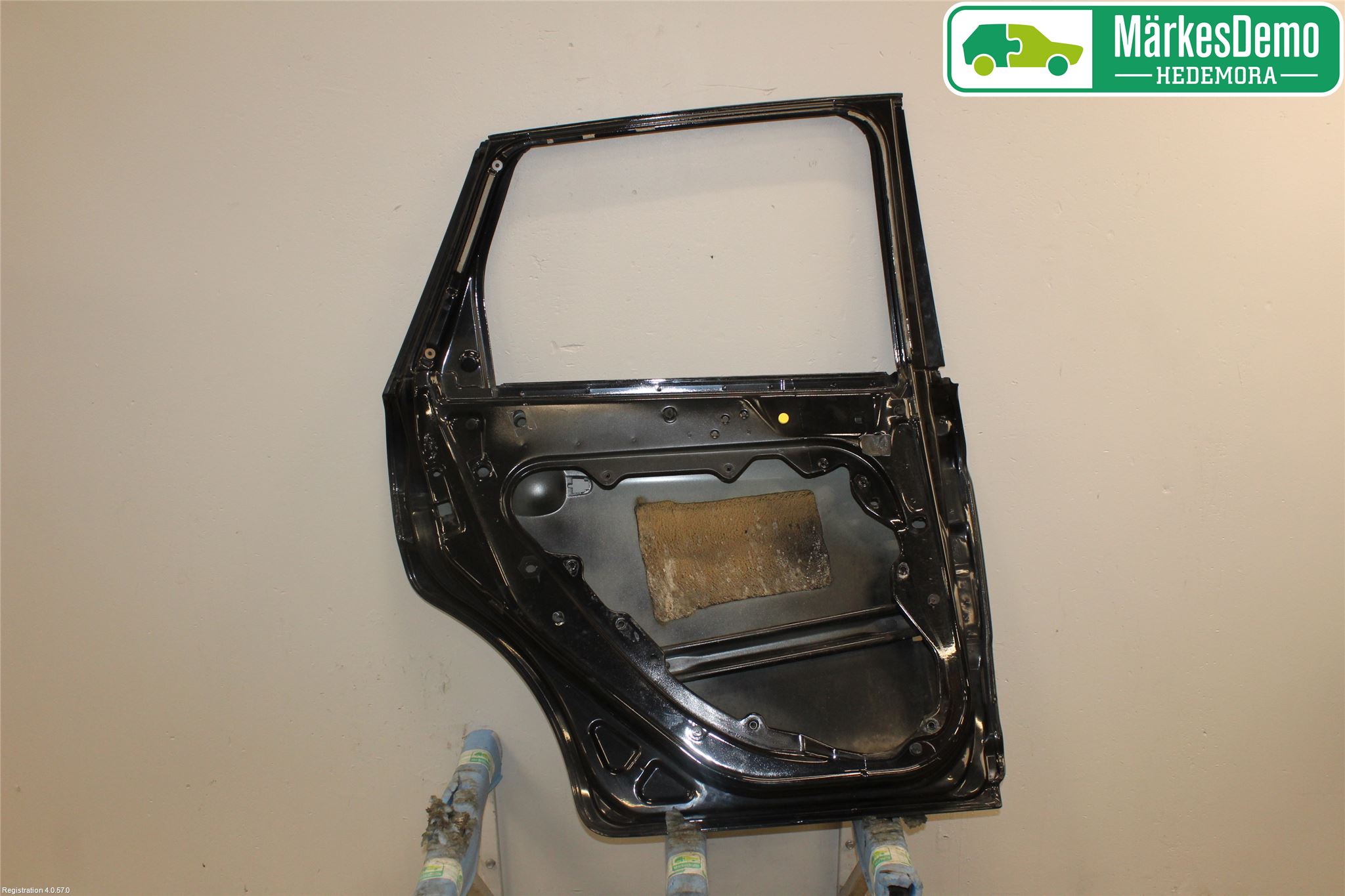 Ford FOCUS     04-07 Dörr Bak Vänster