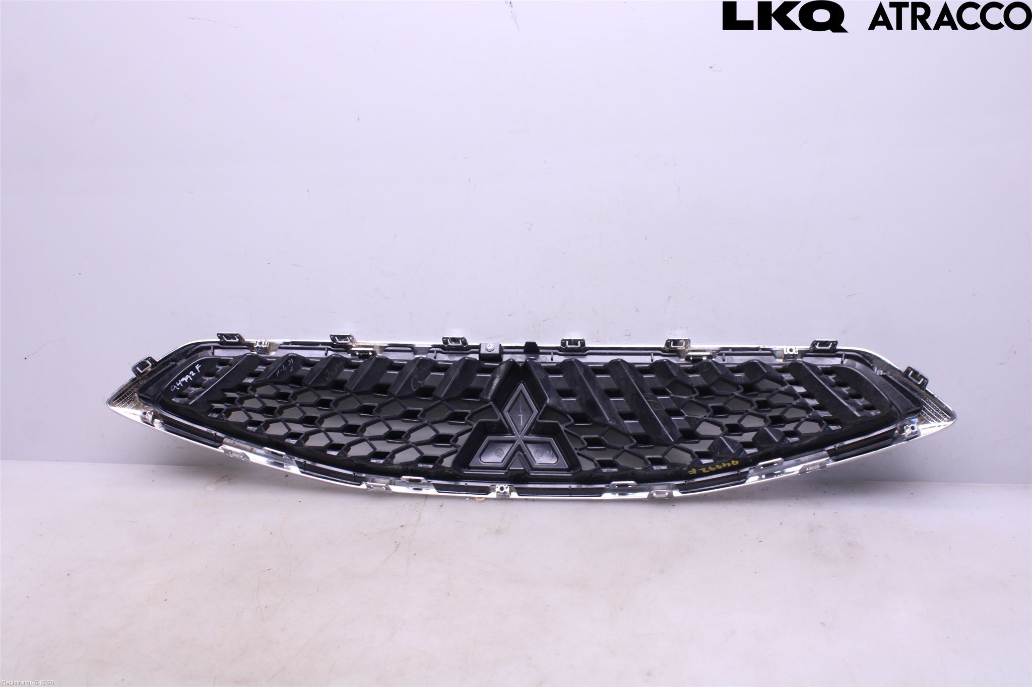 Mitsubishi SPACE STAR 13- Grill Komp