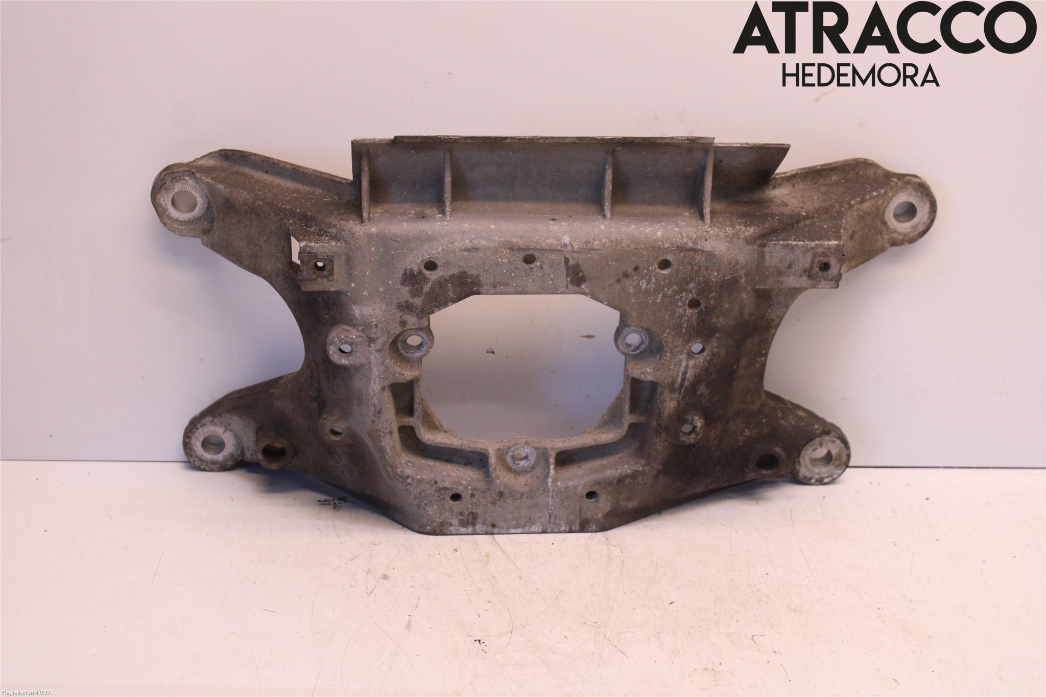 Audi A4/S4 08-11 Växellådsbalk