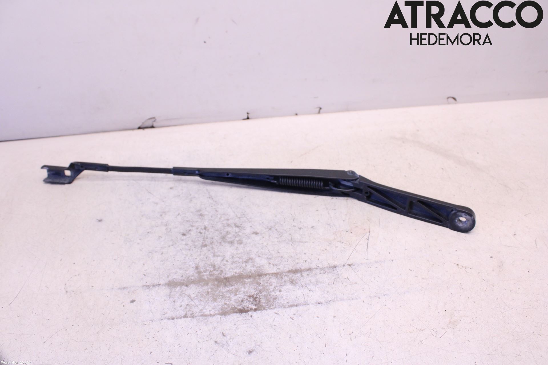 Volkswagen VW GOLF VI 09-13 Torkararm Armar Vindruta