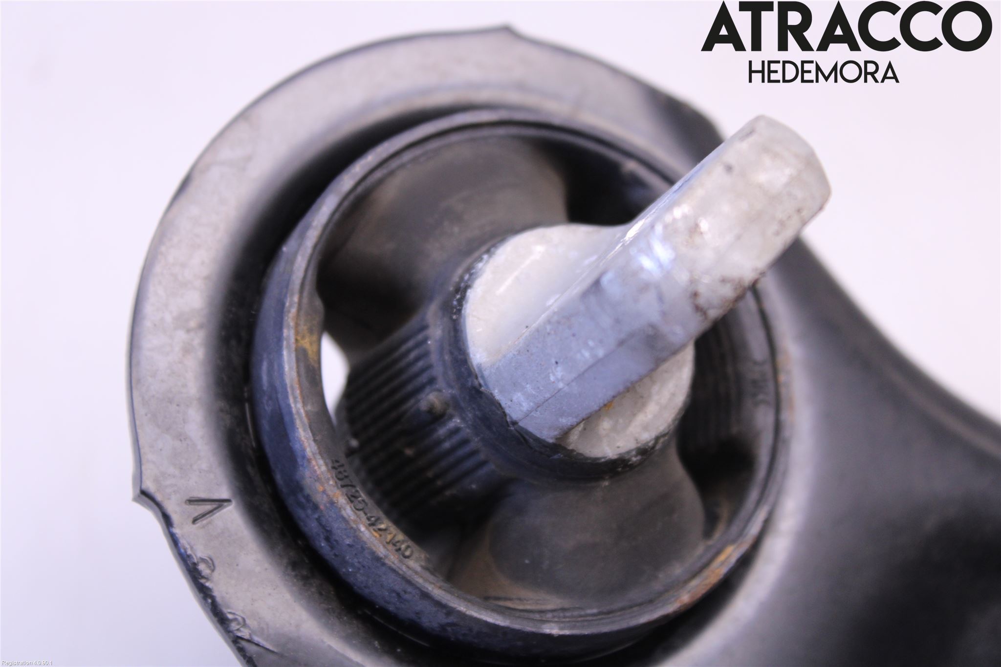 Toyota RAV4 19- Bärarm Bak Vänster