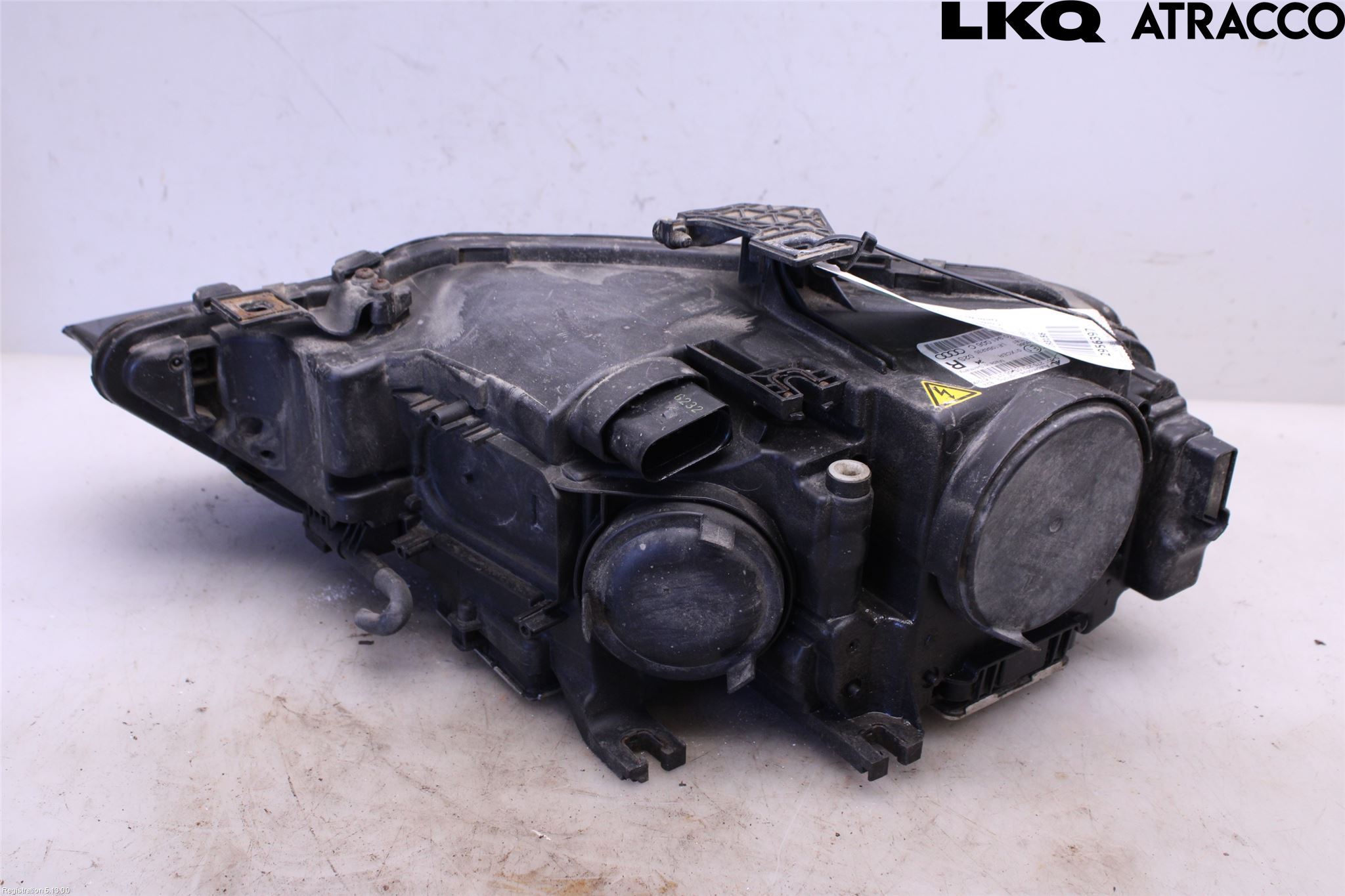 Audi A4 12-15 Strålkastare Höger