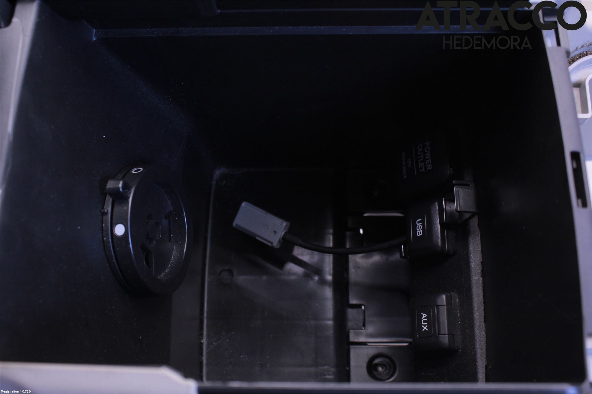 Honda ACCORD    08- Instrumentkonsoll Mitt