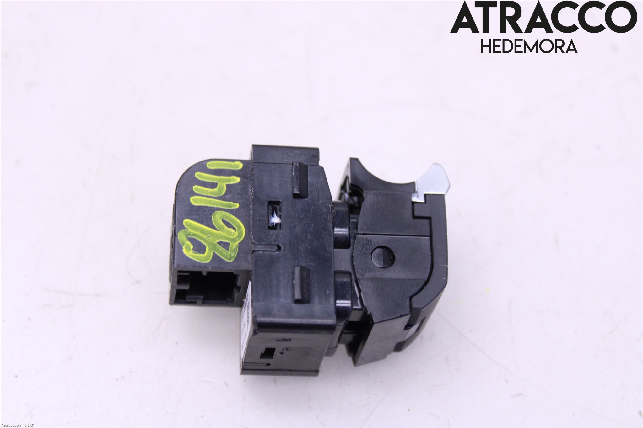 Audi A4/S4 B9 20- Strömställare Elhiss