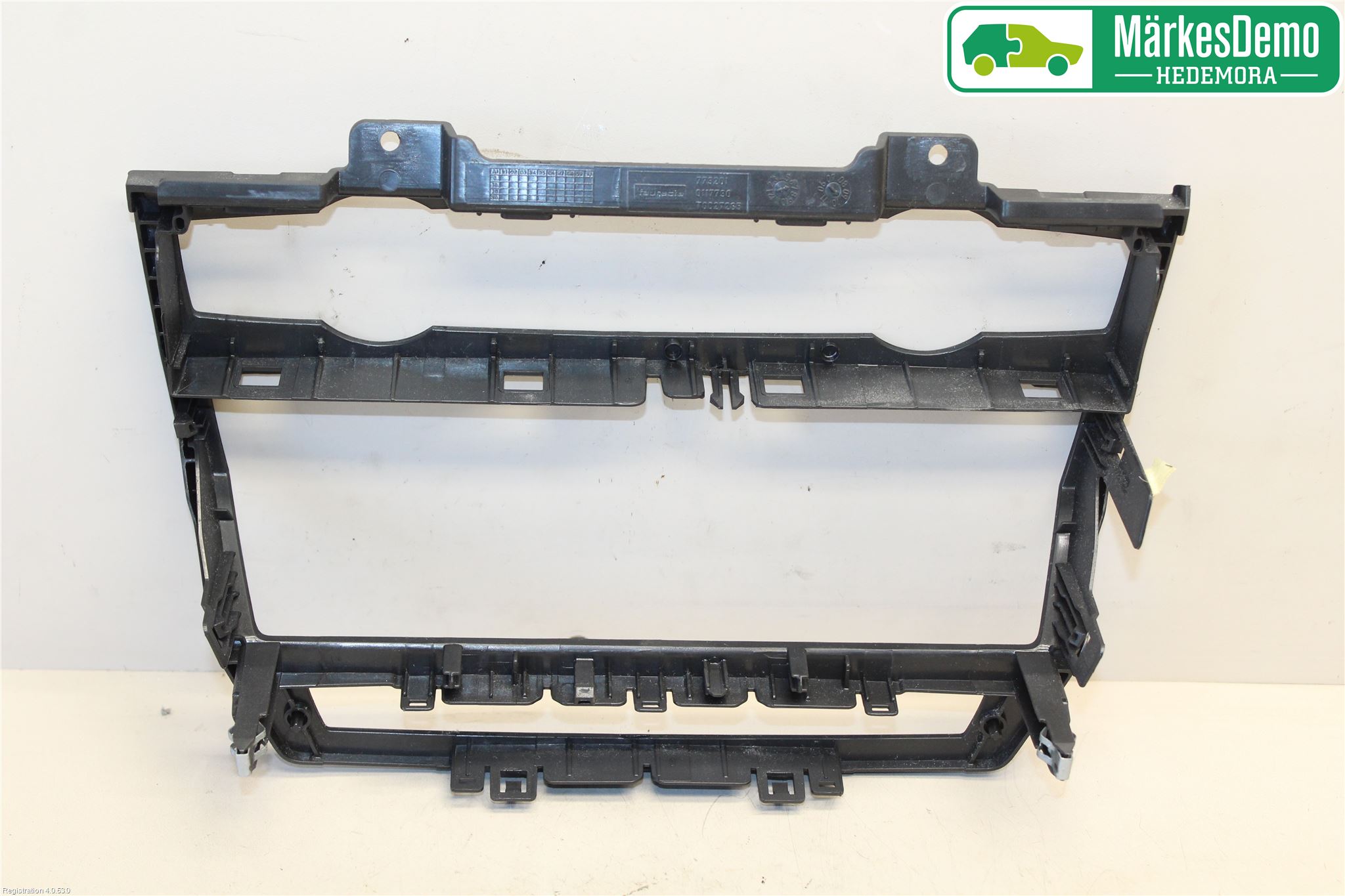 BMW X5 E70 07-13 Instrument-Radio Sarg