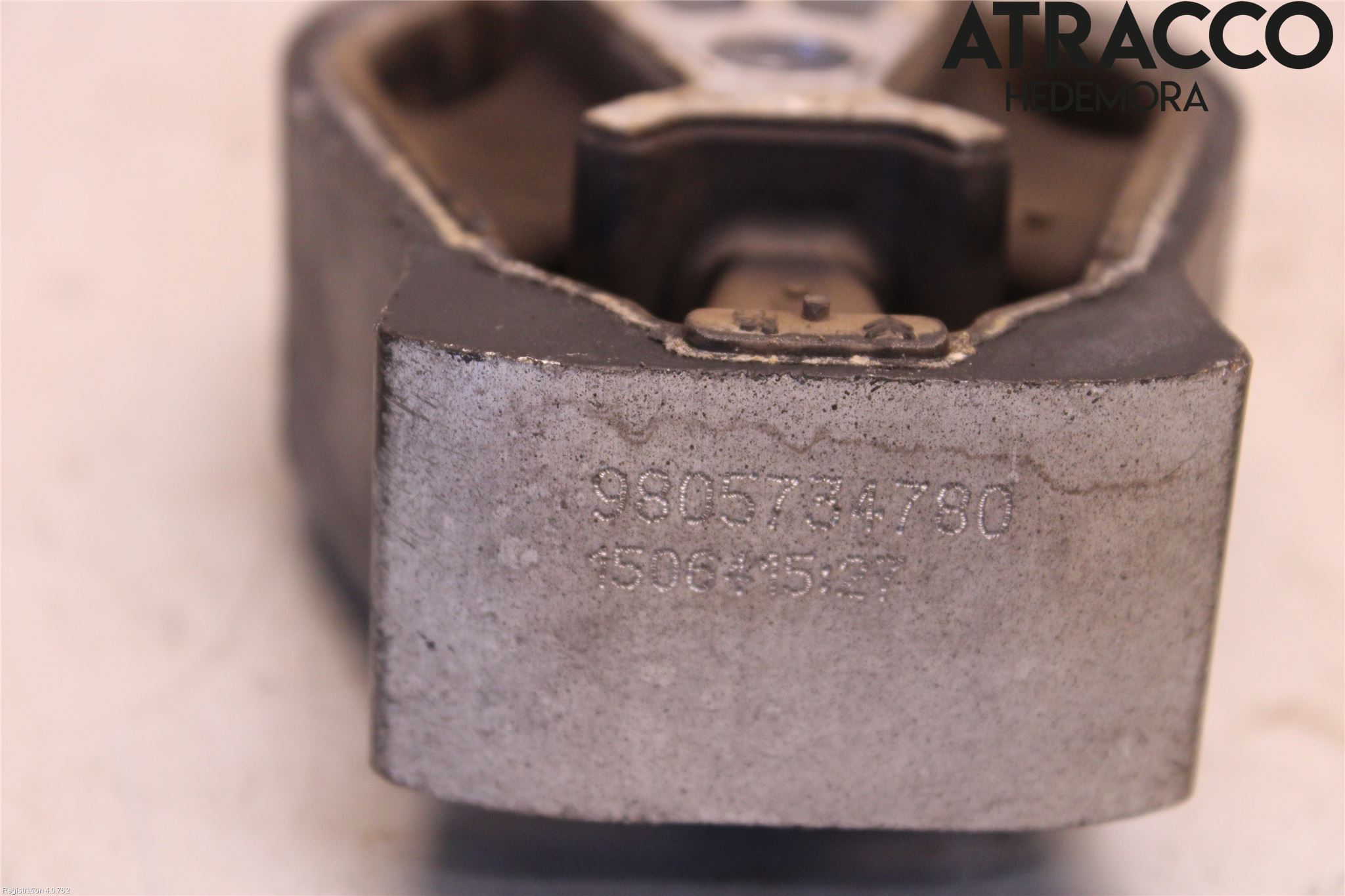 Peugeot 308 14-21 Motorfäste