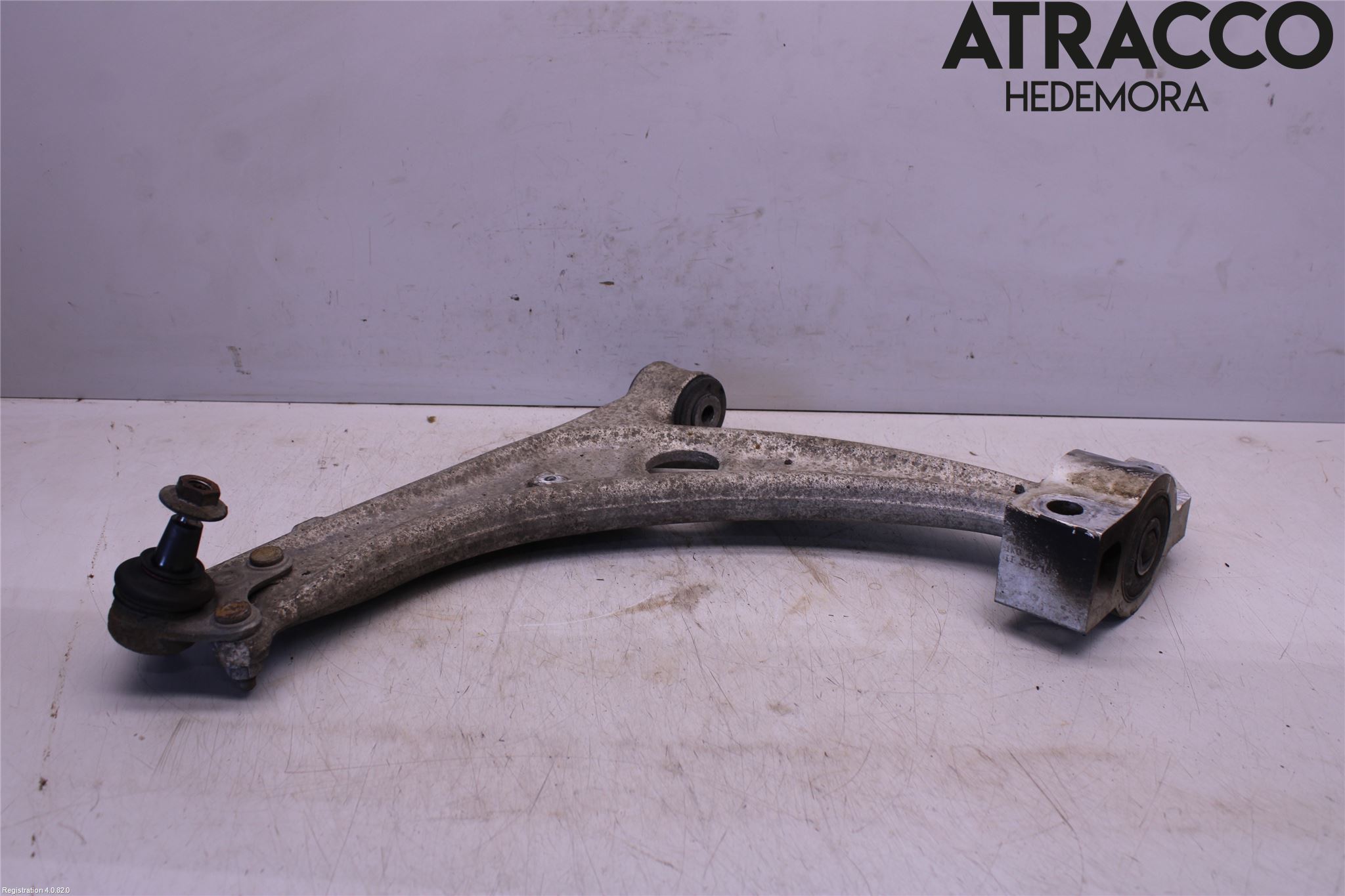 Audi A3/S3 05-13 Bärarm Fram Undre Vä