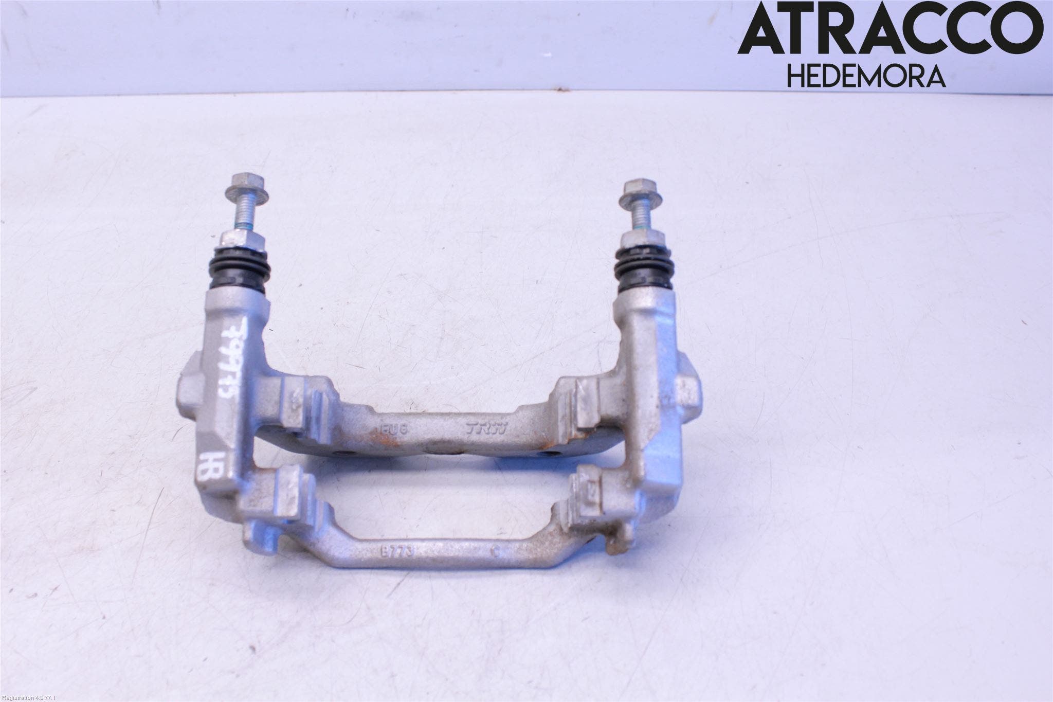 Toyota YARIS XP21 20- Bromsokshållare