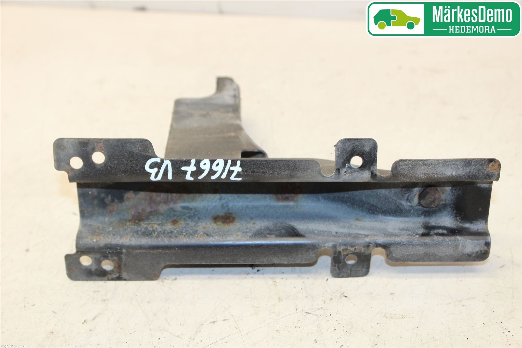 Mitsubishi CARISMA 00-04 Stötfångarbalk Bak