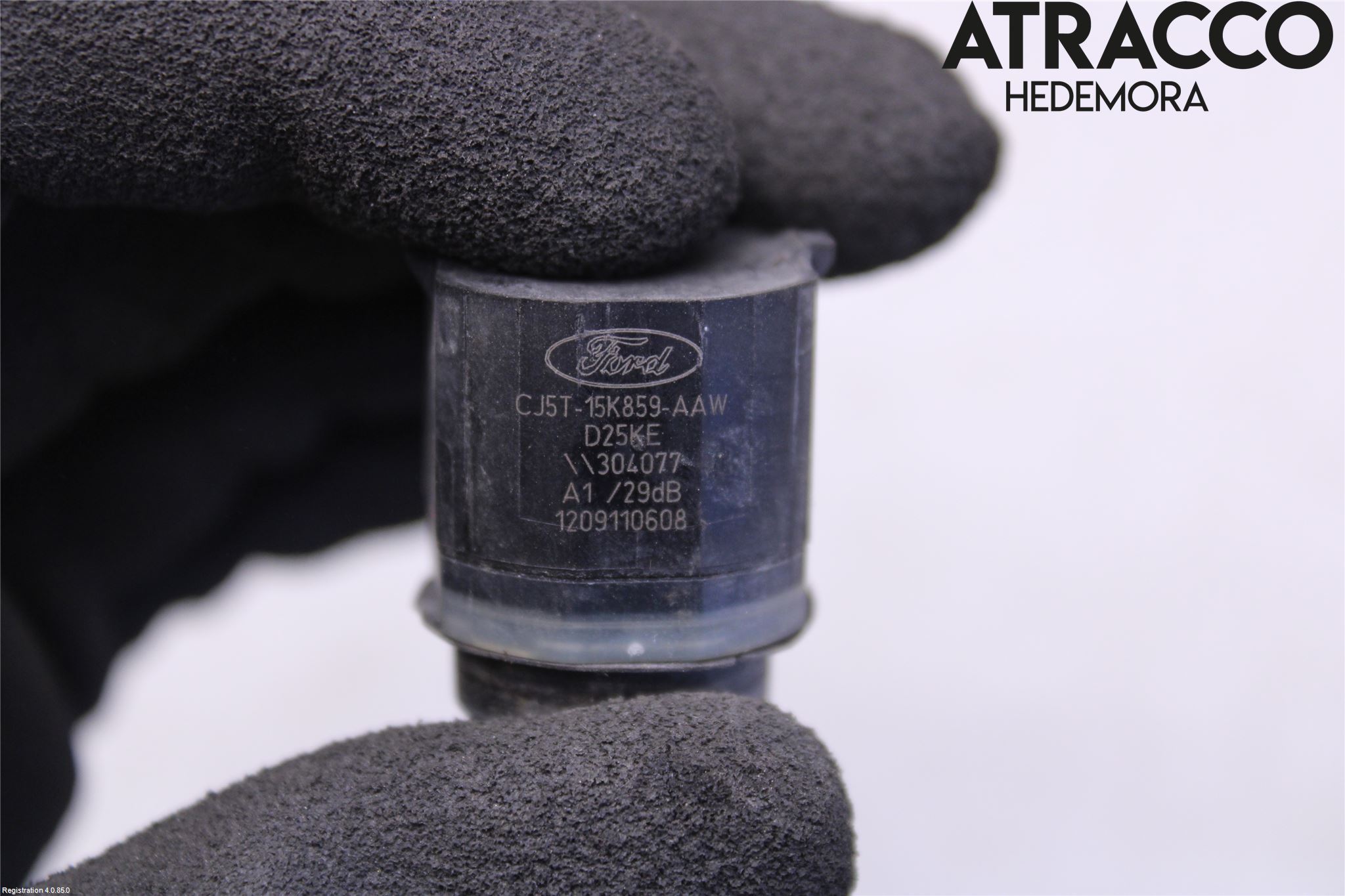 Ford C-MAX II  11-14 Parkeringshjälp Frontsensor