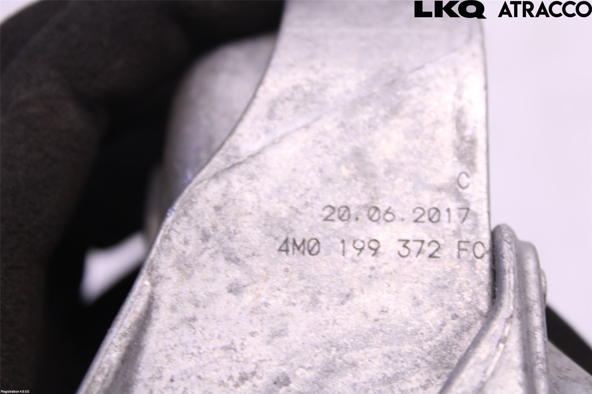 Audi A5 17- Motorfäste