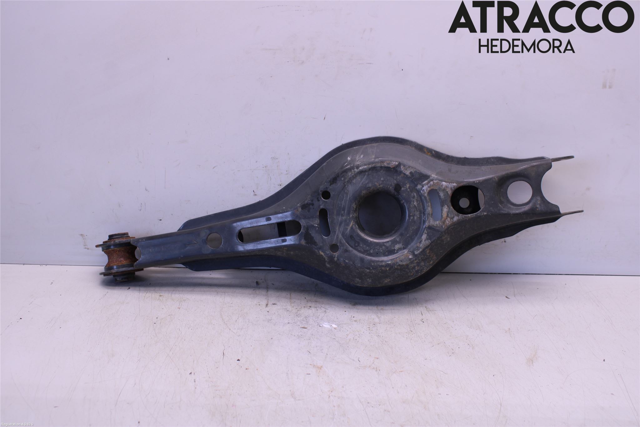 Toyota COROLLA 19- Bärarm Bak Höger