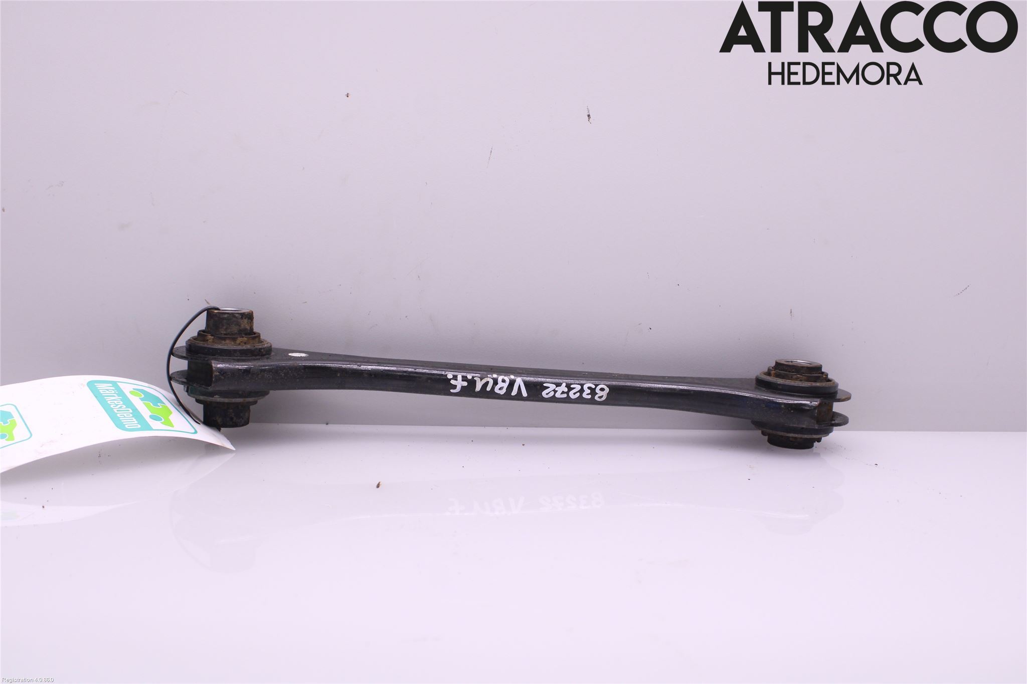 Volkswagen VW TOURAN 10-15 Bärarm Bak Vänster