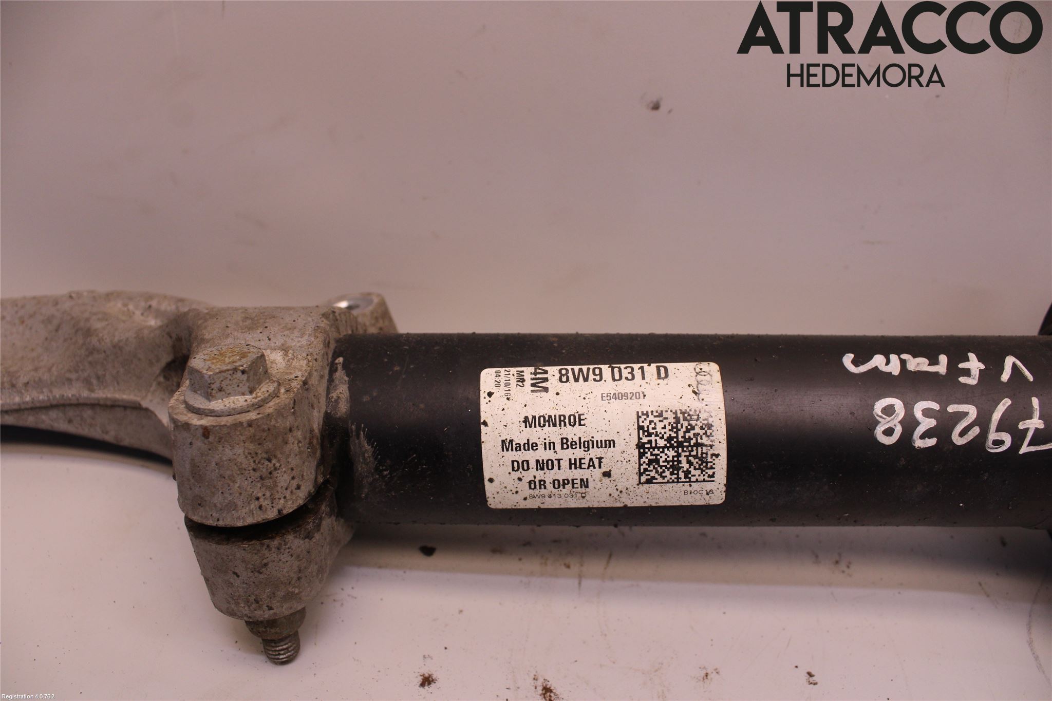 Audi A4/S4 B9 16-19 Fjäderben Fram Vänster