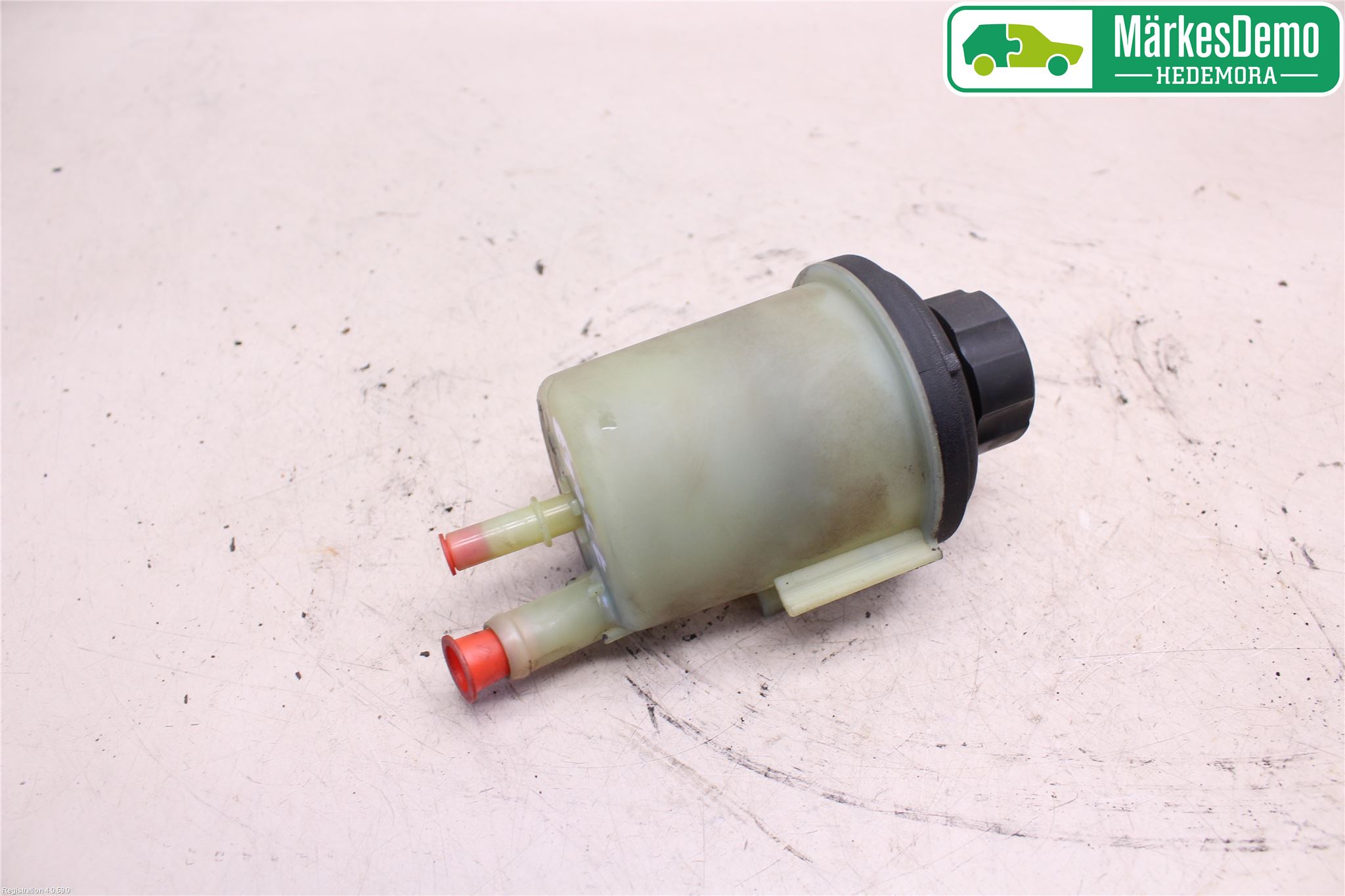 Volvo V60 11-13 Styrservooljebehållare