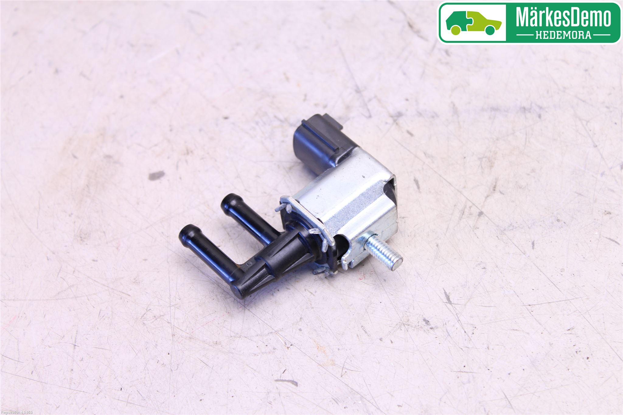 Nissan NOTE E12 14-20 Vakuumventil