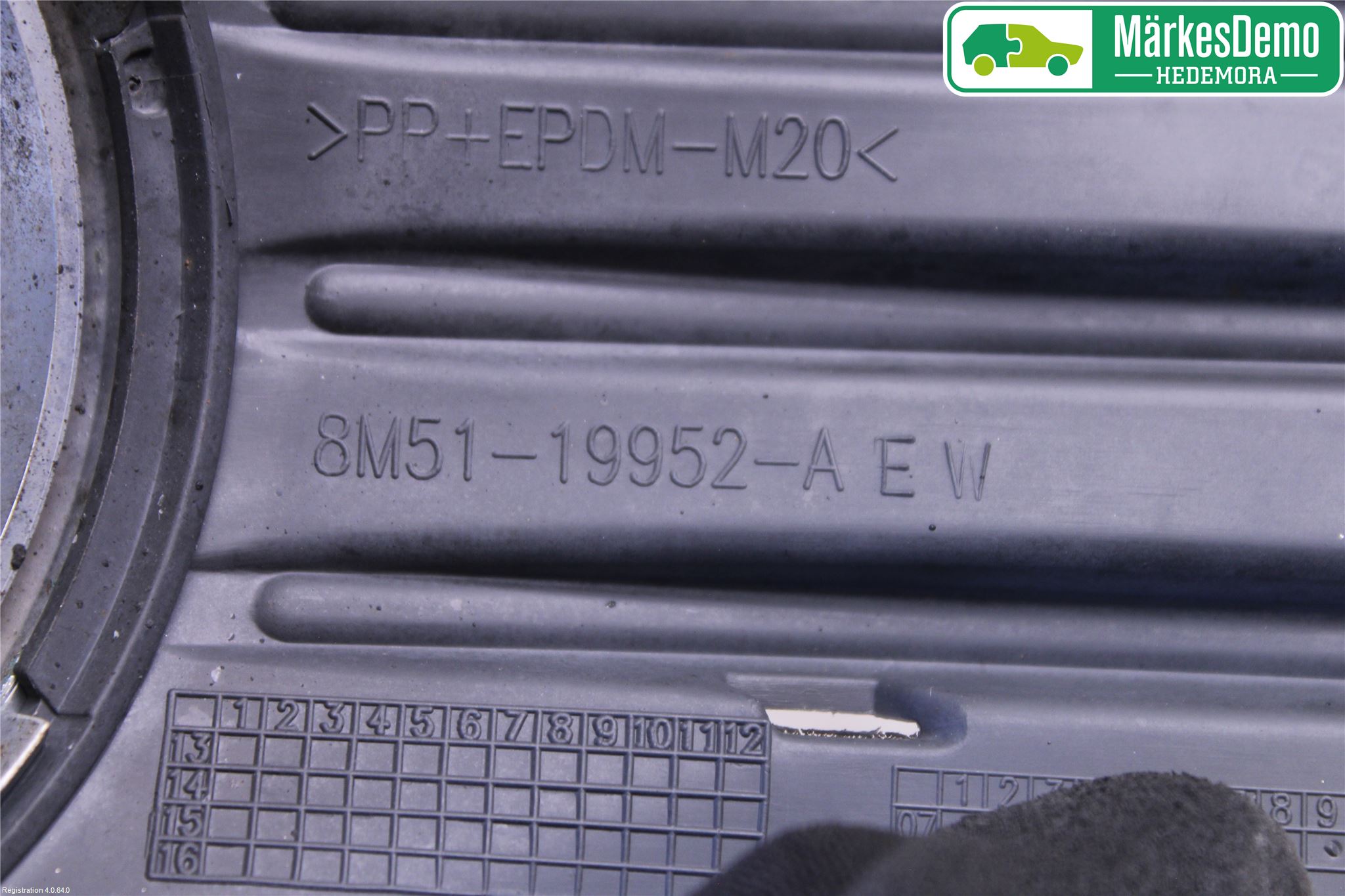 Ford FOCUS 08-11 Dimljussarg Fram