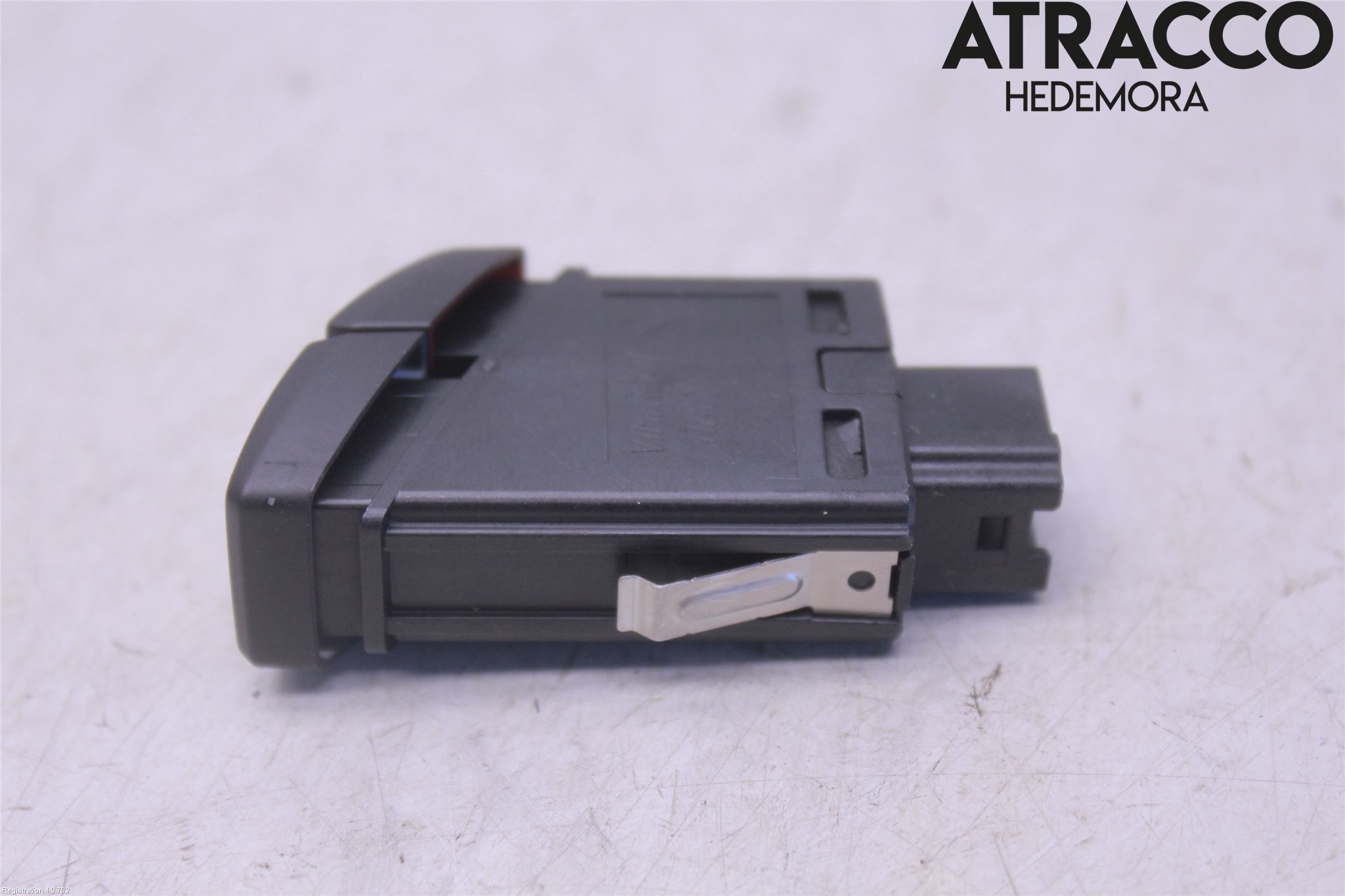 BMW 5 F10/F11/F18 09-17 Strömställare Varnings