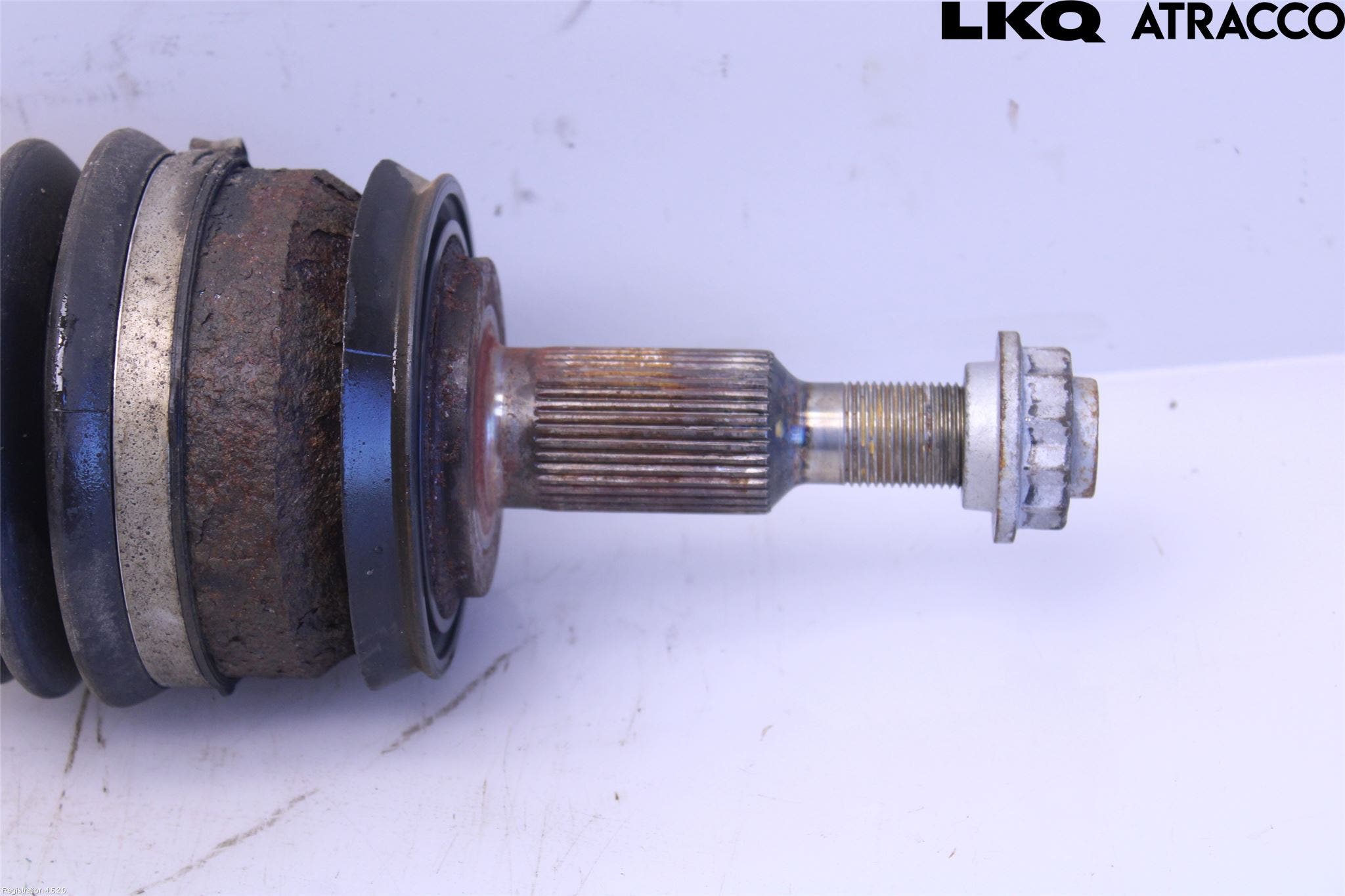 Volkswagen VW TRANSP/CARAVELLE (T5) 04-15 Drivaxel Fram Vänster