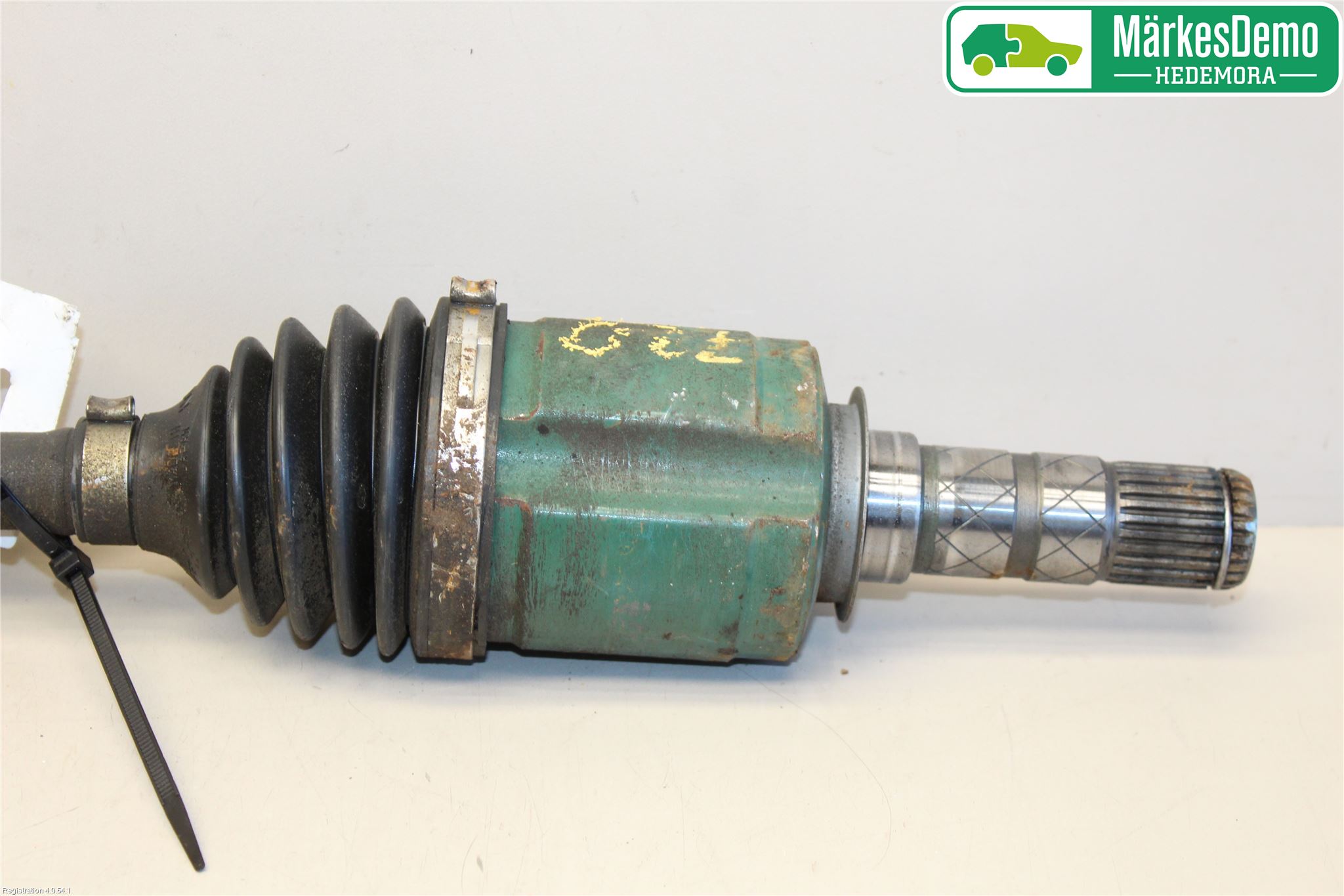 Subaru LEGACY 10-14 Drivaxel Fram Höger