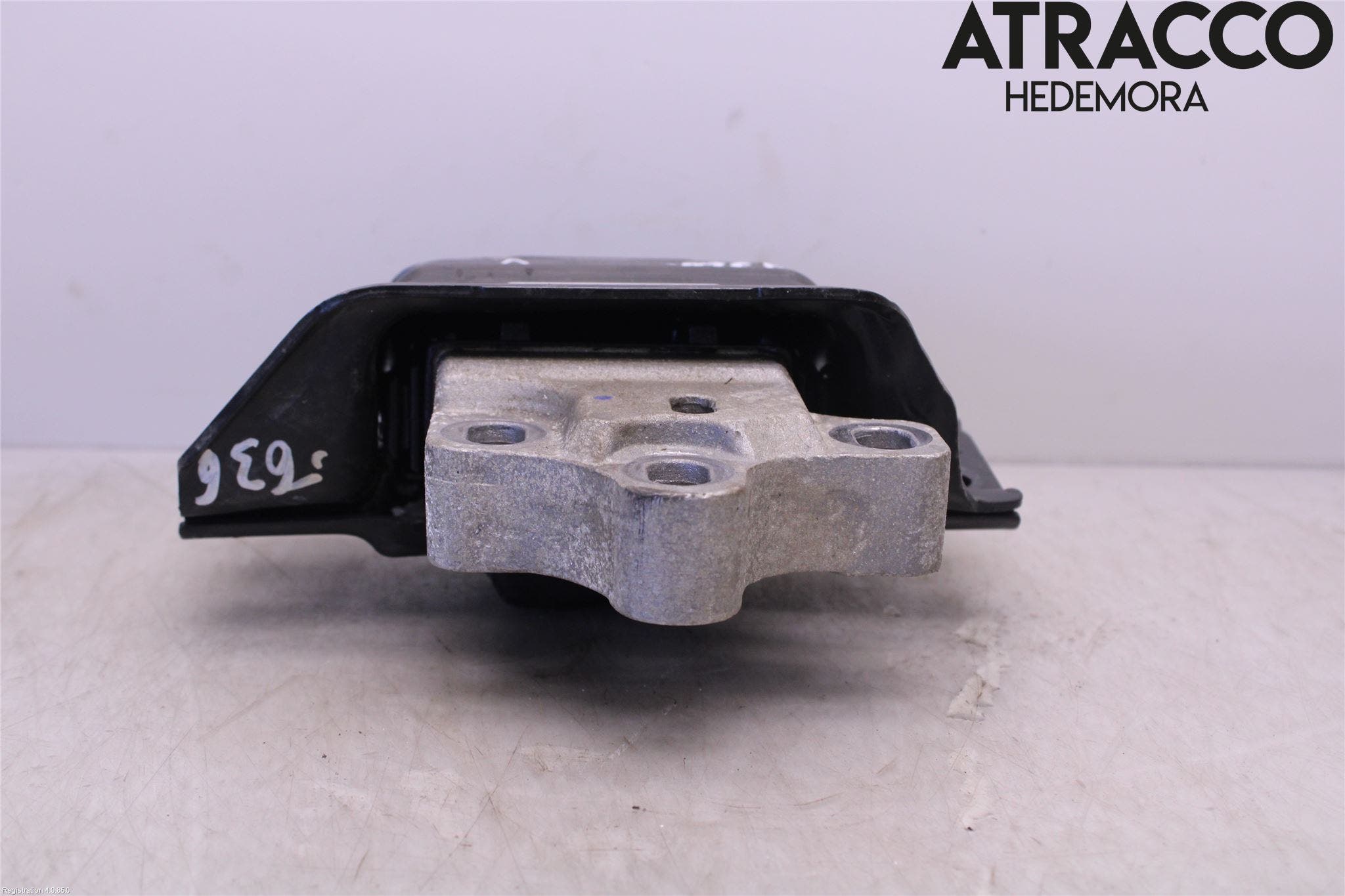 Skoda KODIAQ 17-24 Växellådsfäste