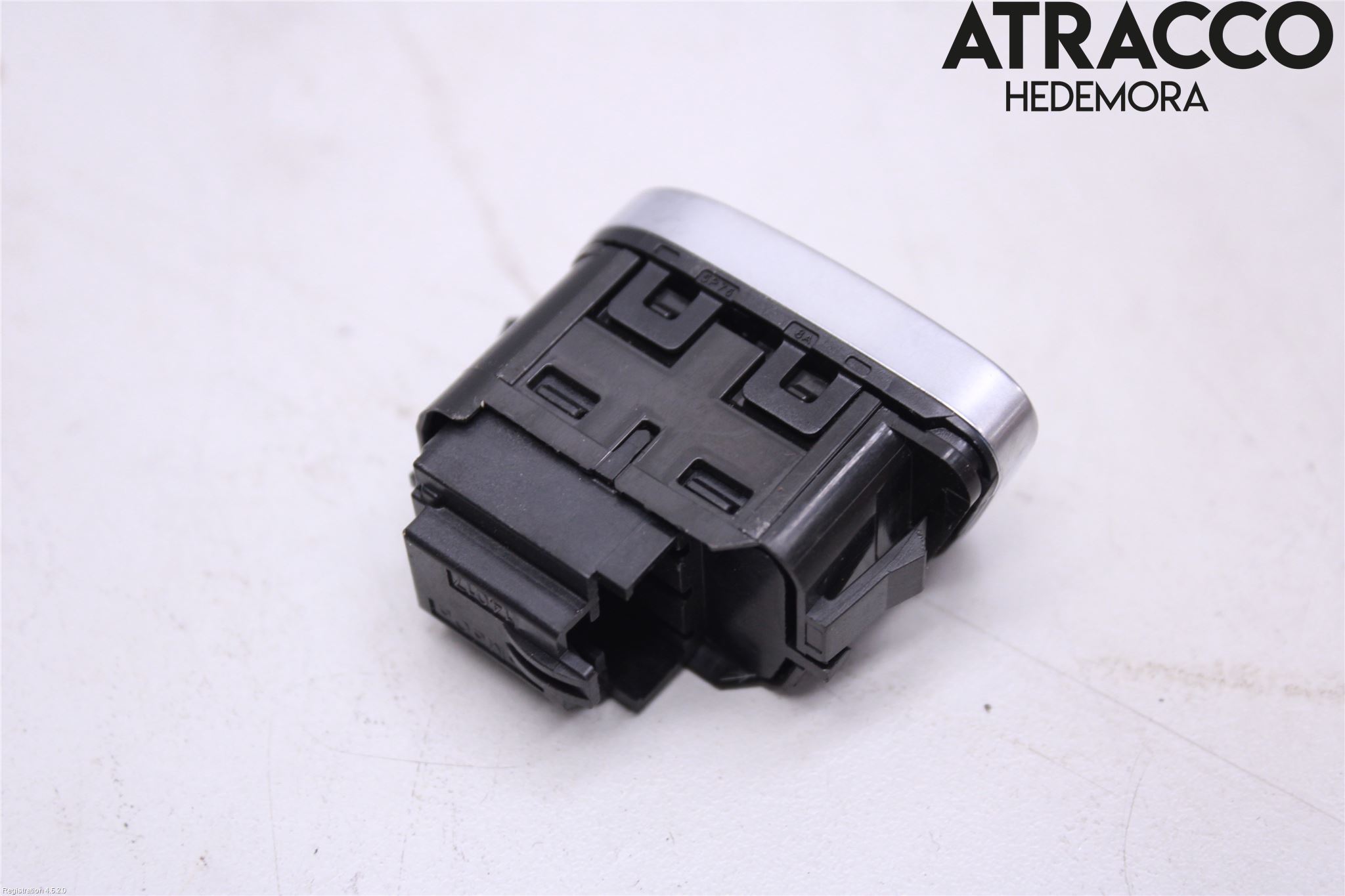 Ford E-TRANSIT SKÅP/BUSS 22- Strömställare Centrallås