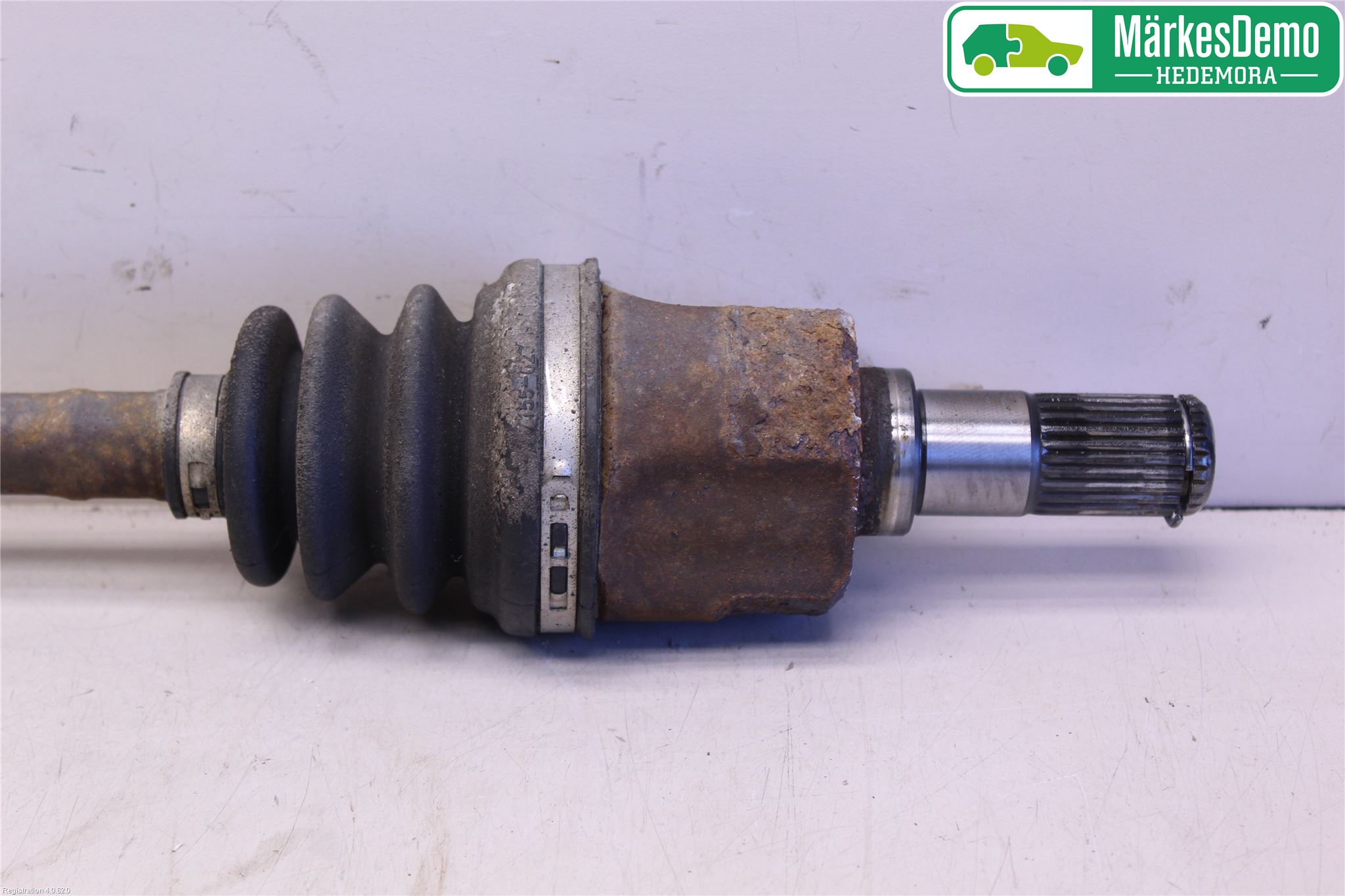 Kia SPORTAGE (SL) 11-15 Drivaxel Bak Vänster