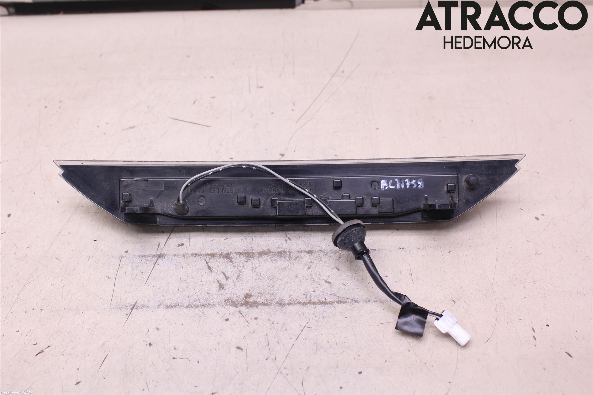 Mitsubishi OUTLANDER 07-12 Bromsljus Bakruta