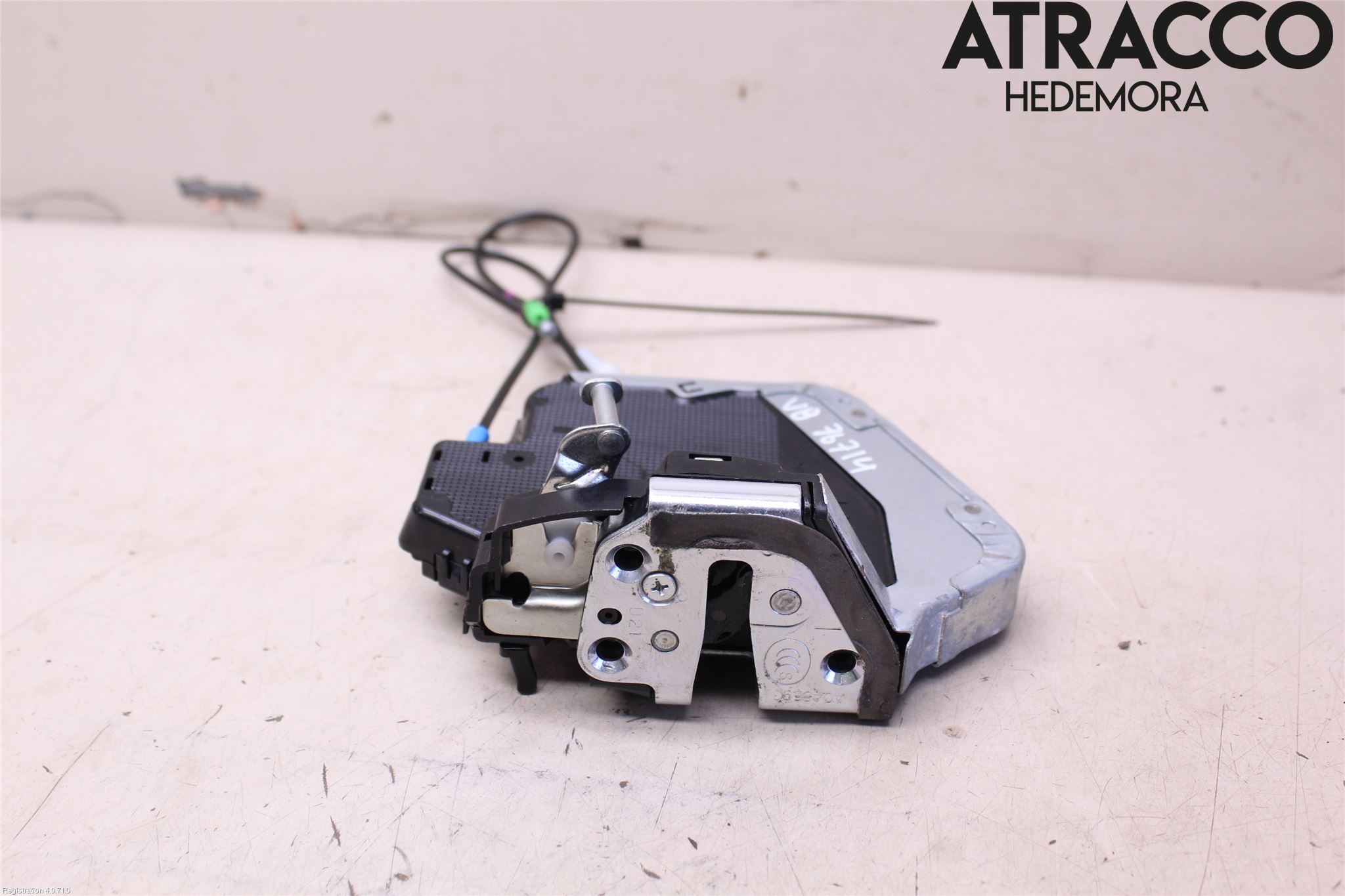 Lexus NX 300h 15-21 Låskista-Dörrlås