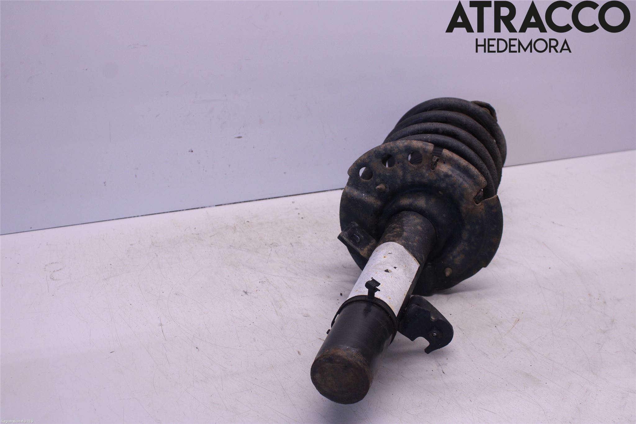 Ford FOCUS 15-18 Fjäderben Fram Höger