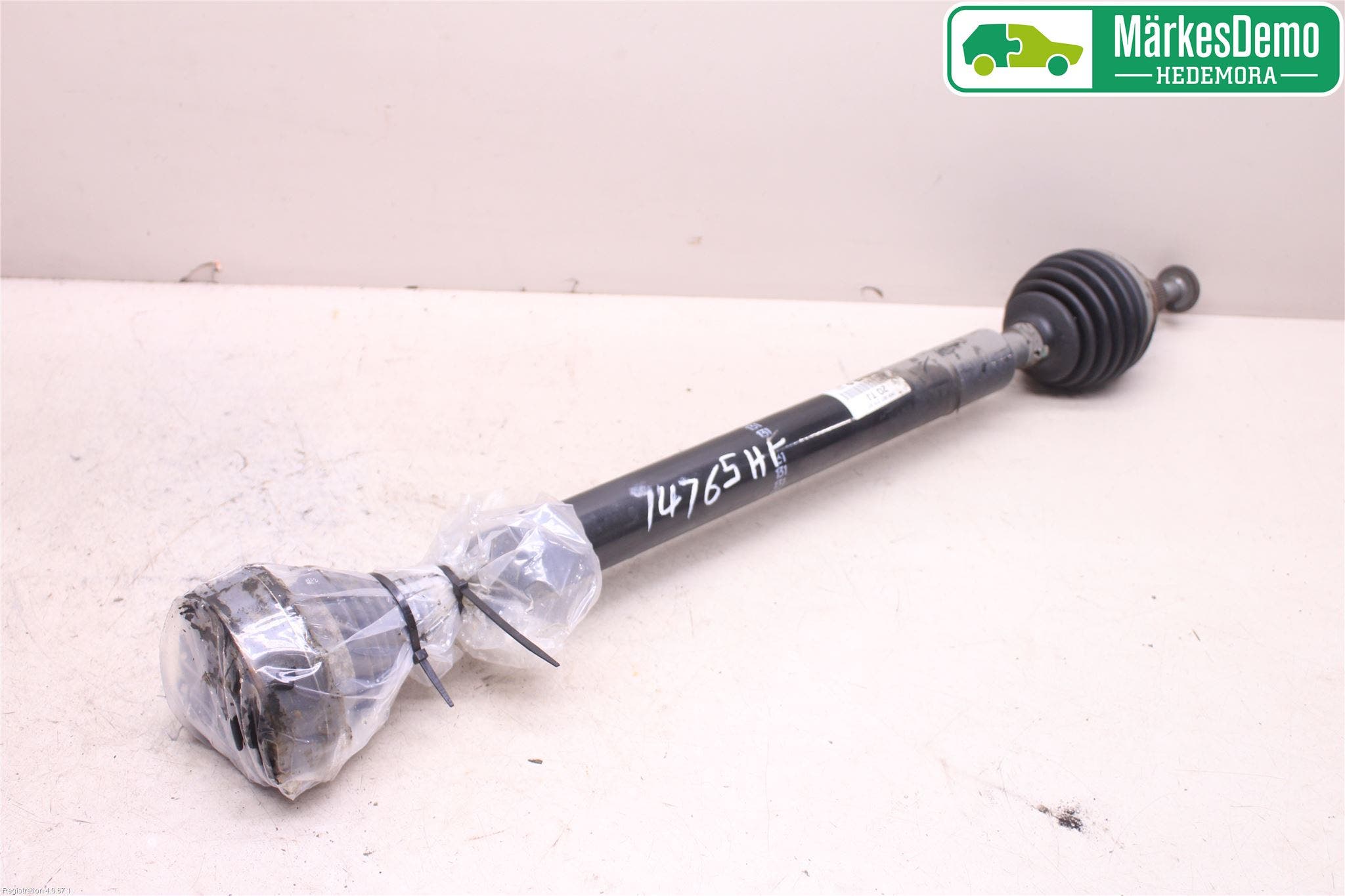 Skoda YETI Drivaxel Fram Höger