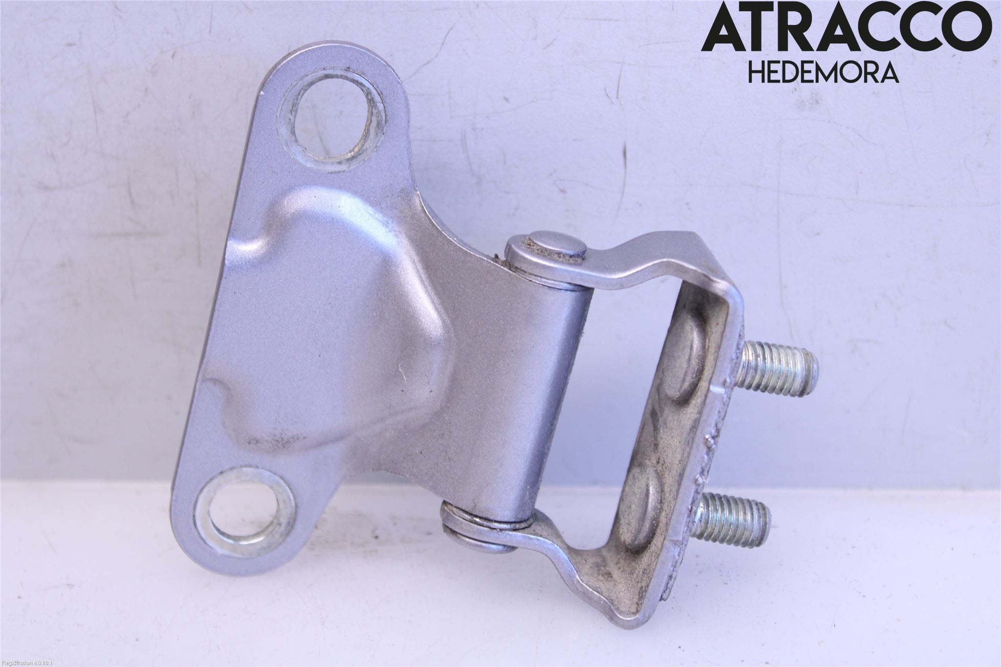 Toyota C-HR 16-23 Bakluckegångjärn Hö