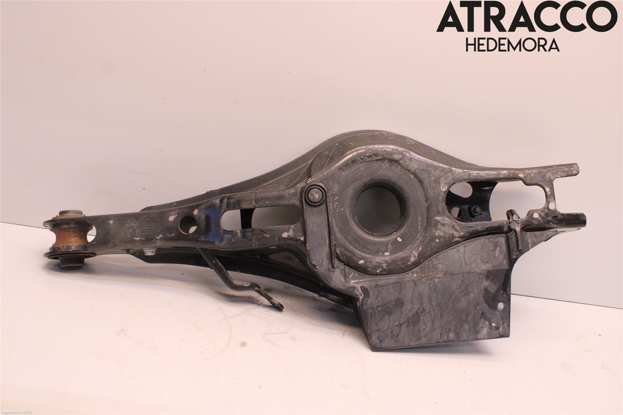 Toyota RAV4 19- Bärarm Bak Vänster