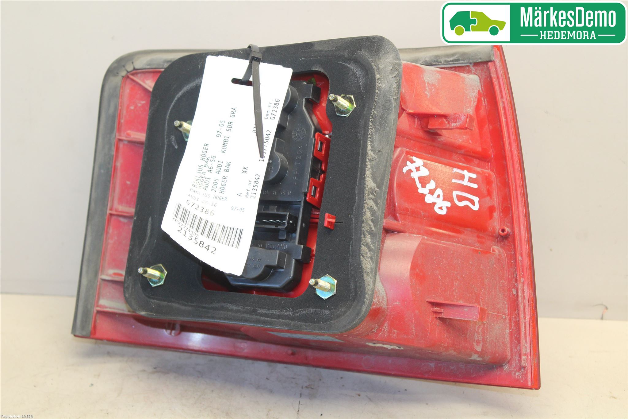 Audi A6/S6     97-05 Bakljus Höger