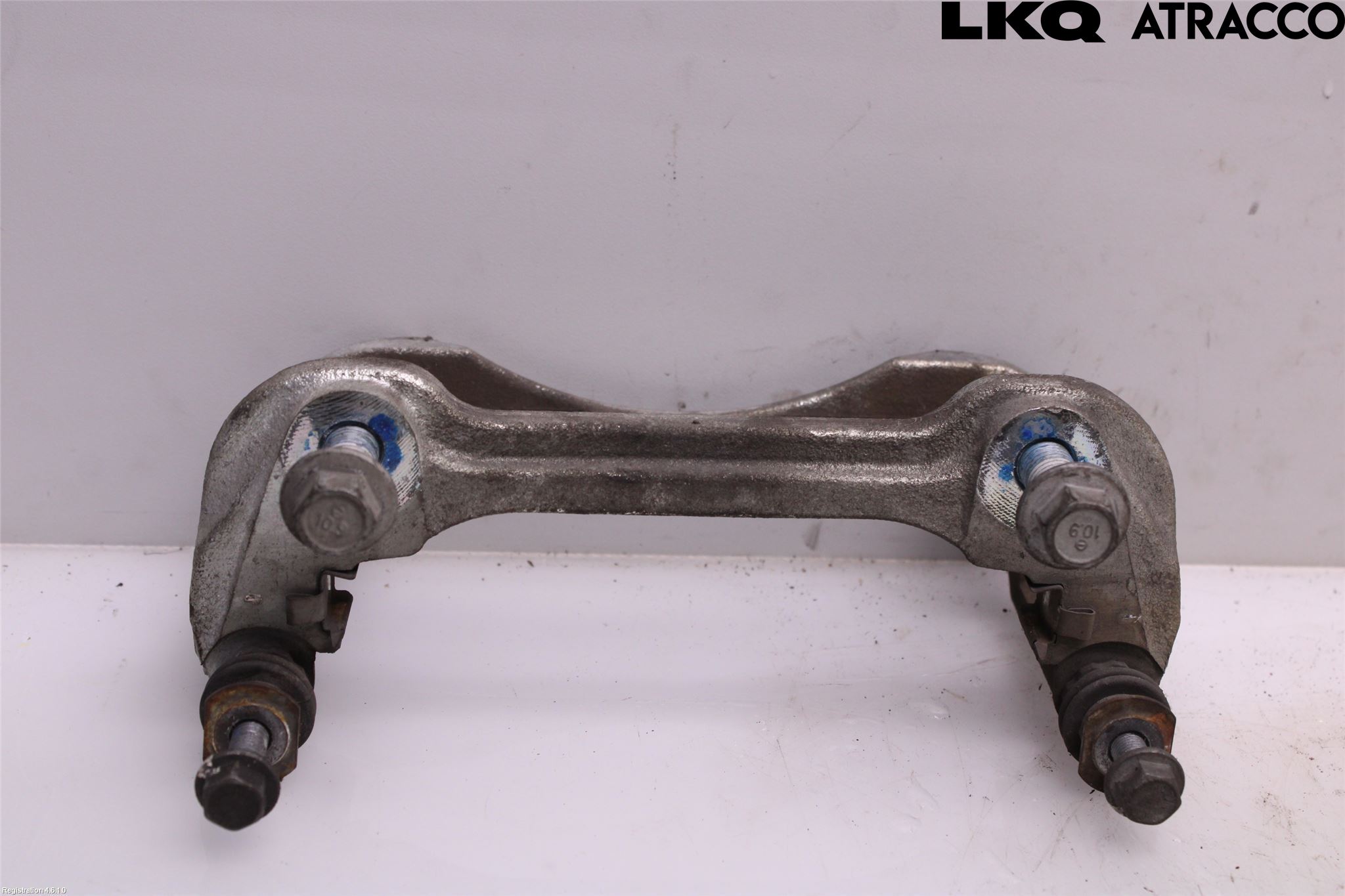 Ford MUSTANG V 05-14 Bromsokshållare